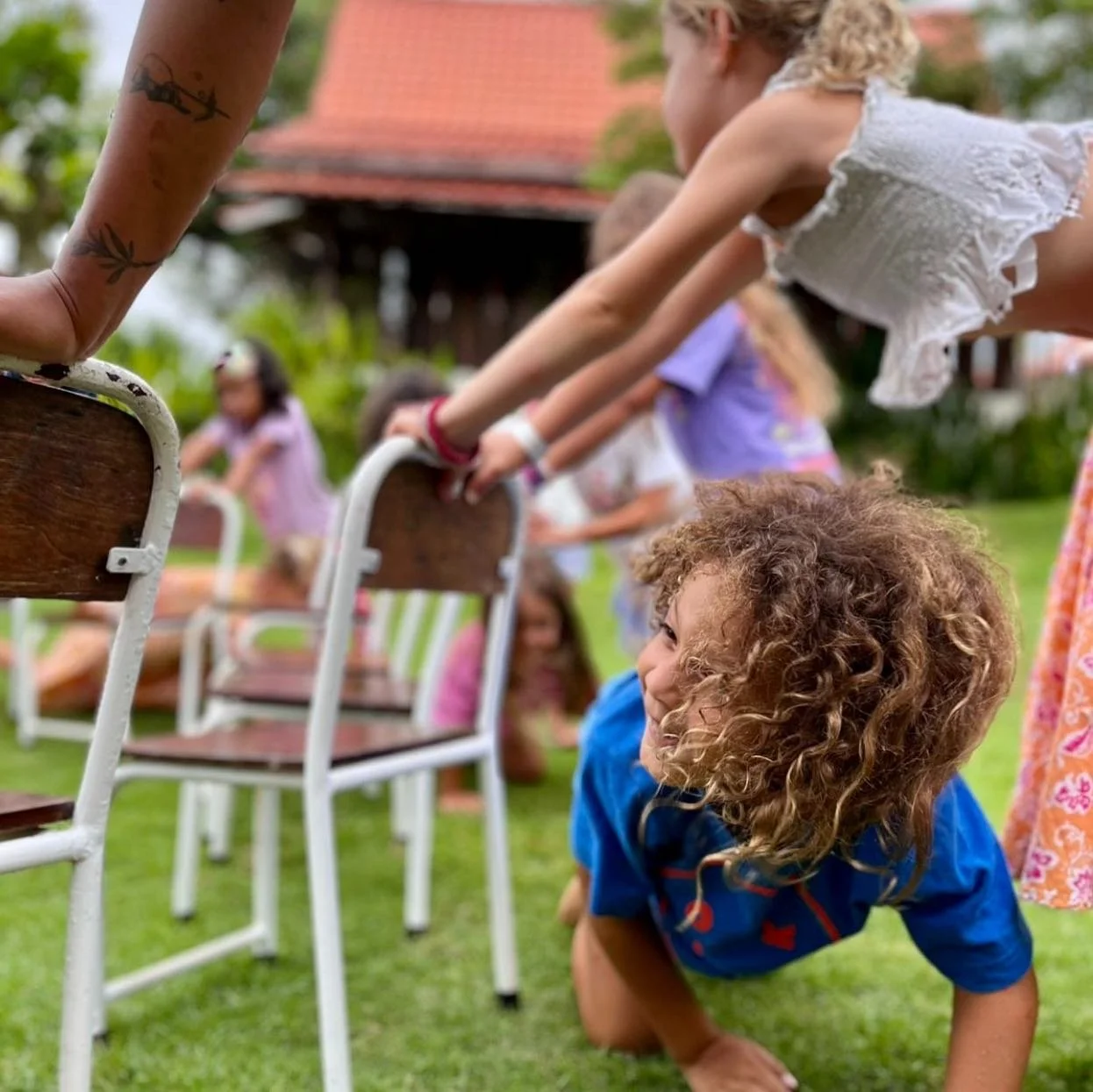 Mindful Moments 🧘&zwj;♀️ Using chairs as support, the children practised gentle stretches, mindful breathing, and balance poses. Chair Yoga helps improve focus, flexibility, and body awareness while also encouraging calmness and relaxation. 🪑🍃

#m