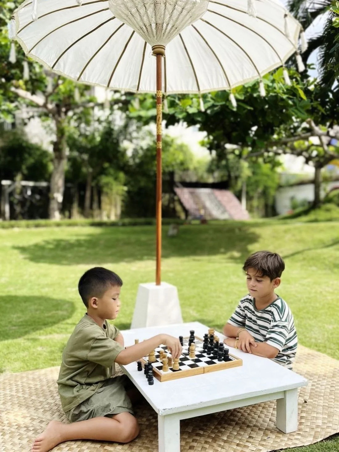 In the mood for chess♟️

#anakatelier
#balischool
#preschoolbali
#balikids
#balifamily