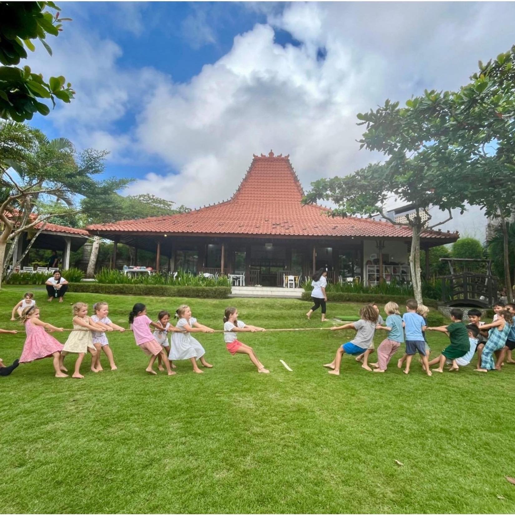 There&rsquo;s something about a game of &lsquo;Tug of War&rsquo; that brings out the best in children! 🪢 The teamwork, the laughter and the absolute refusal to give up. Our amphitheatre was loud and full of excitement and we wouldn&rsquo;t have it a