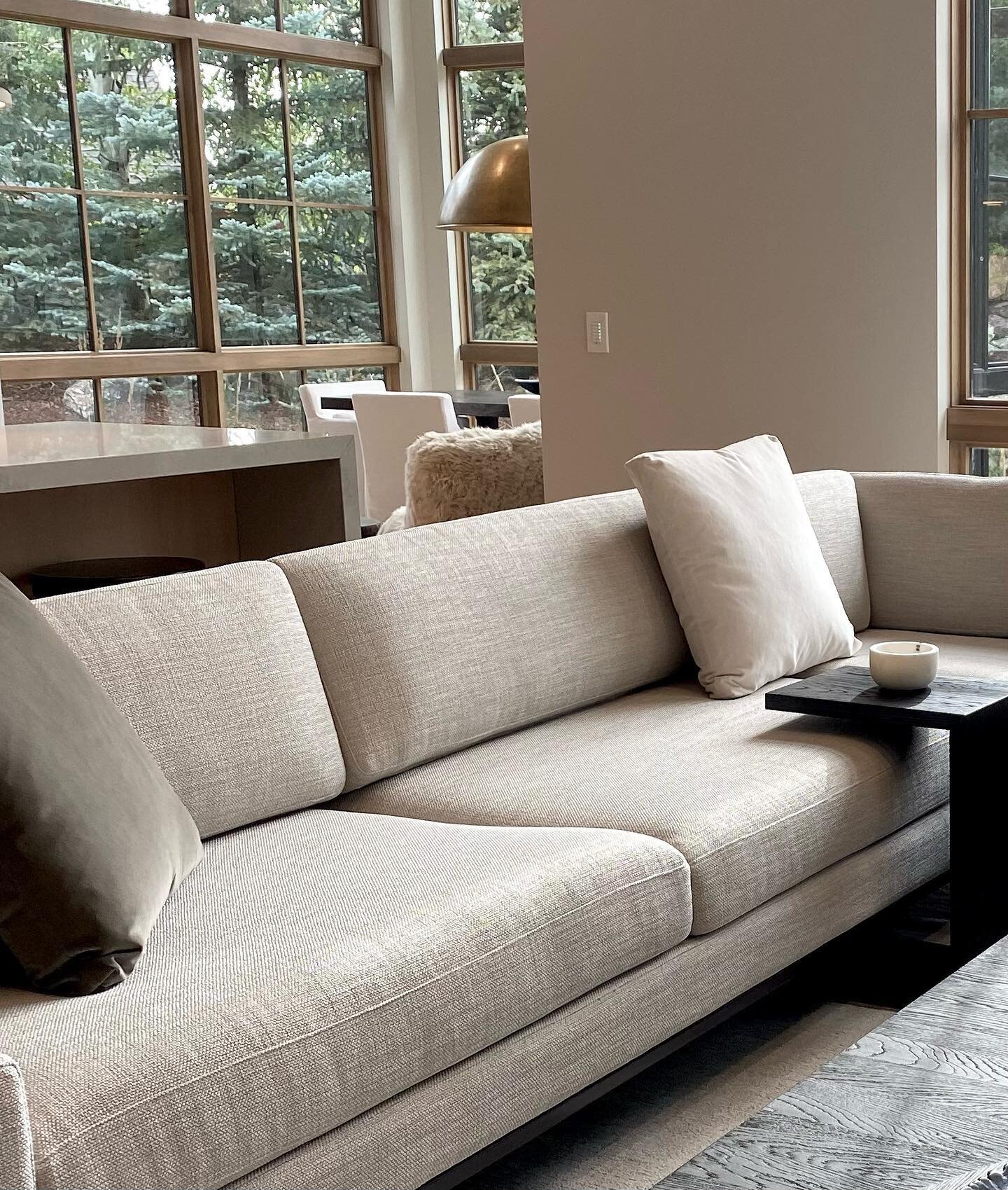 #violetferrittointeriors #sofa #custom #interiordesign #whites #sand #design