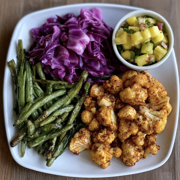 For Pros: Square Fare Plate of Roasted Spice Cauliflower, Steamed Red Cabbage, Roasted Green Beans, Chipotle Pineapple Salsa
