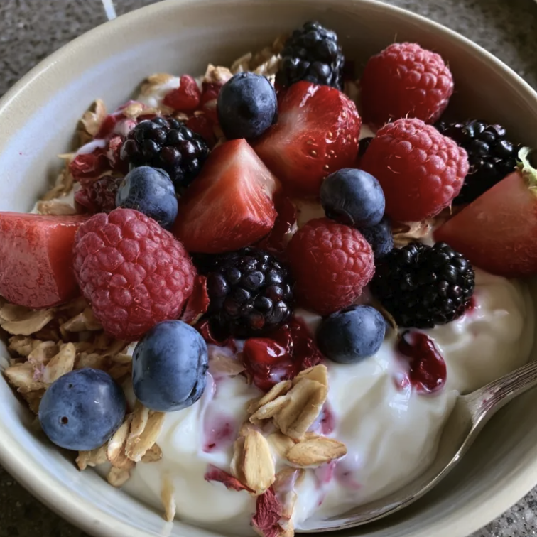 For Pros: Antioxidant Parfait with Greek Yogurt, Homemade Muesli and Mixed Berries