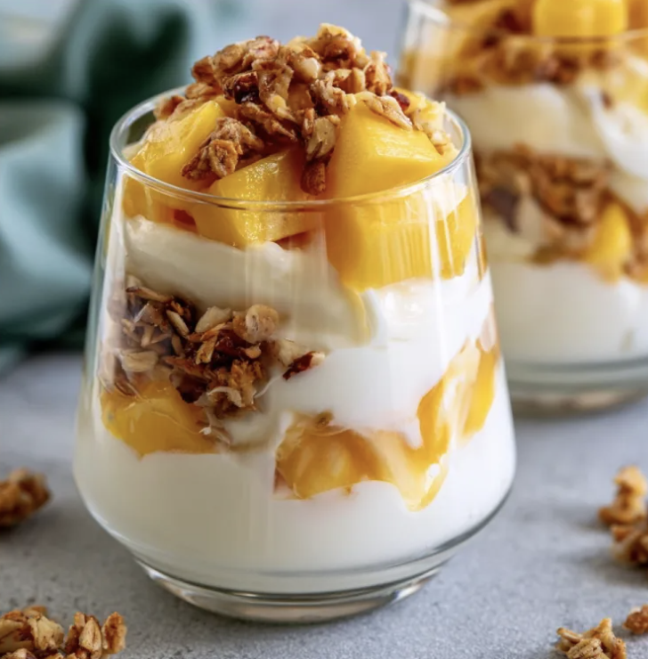 For Pros: Mango Mania Parfait with Greek Yogurt, Homemade Muesli and Mango