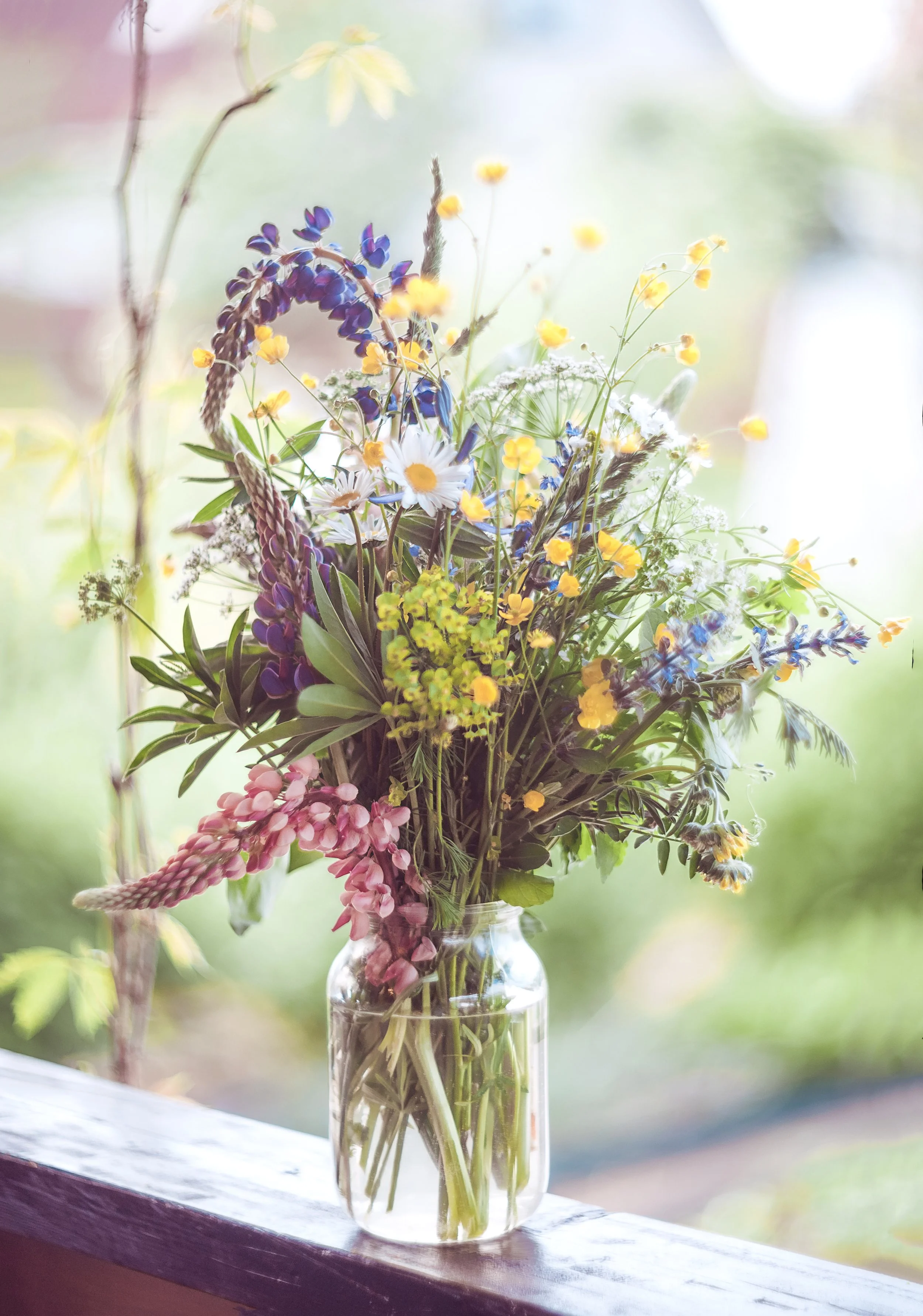 Mason jar or vase arrangements