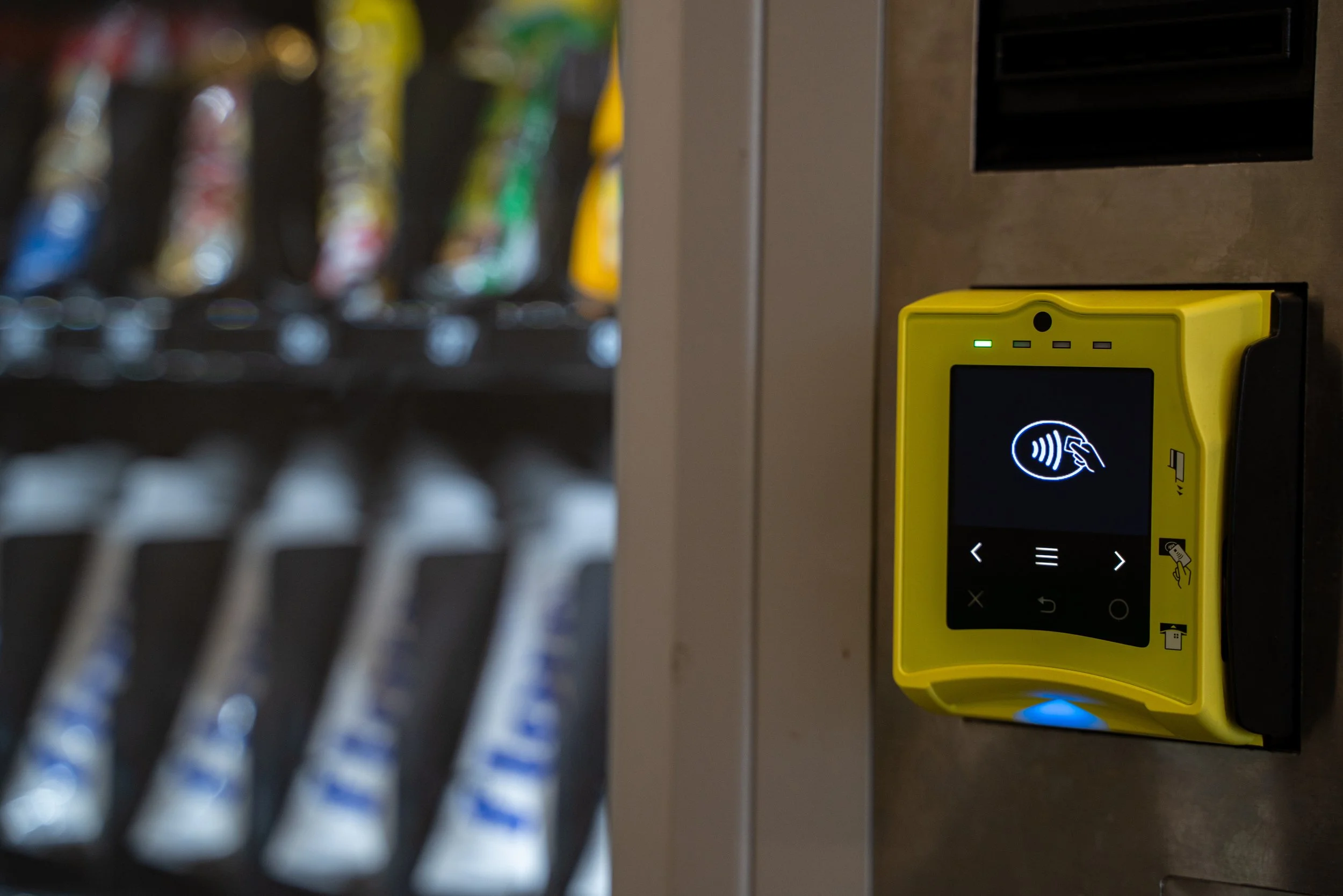 Adding a Card Reader to Your Vending Machine: Cost, Fees, and Sales Lift