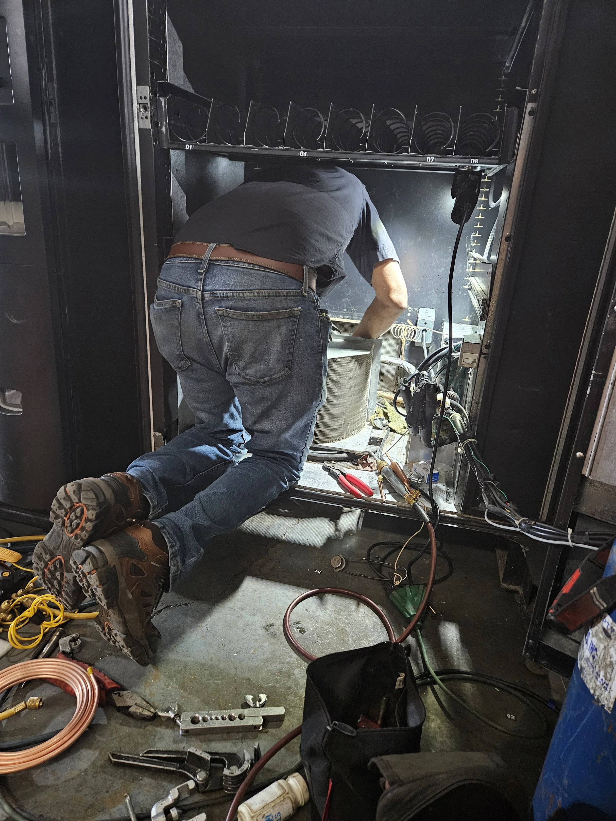 Used Vending Machine Inspection Checklist: Test Before You Buy