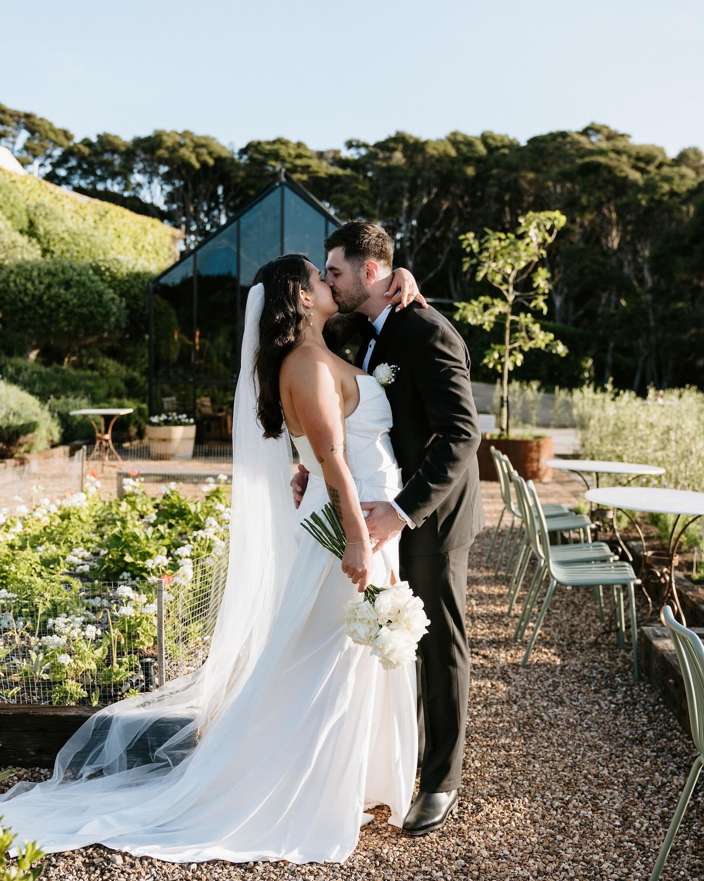 Sneak peeks for C&amp;J at this iconic venue @mudbrick_nz &mdash; lucked out with some epic weather and a fun wedding crowd for this special day! Booking a wedding at Waiheke Island was a good excuse to stay another couple days and explore this slice