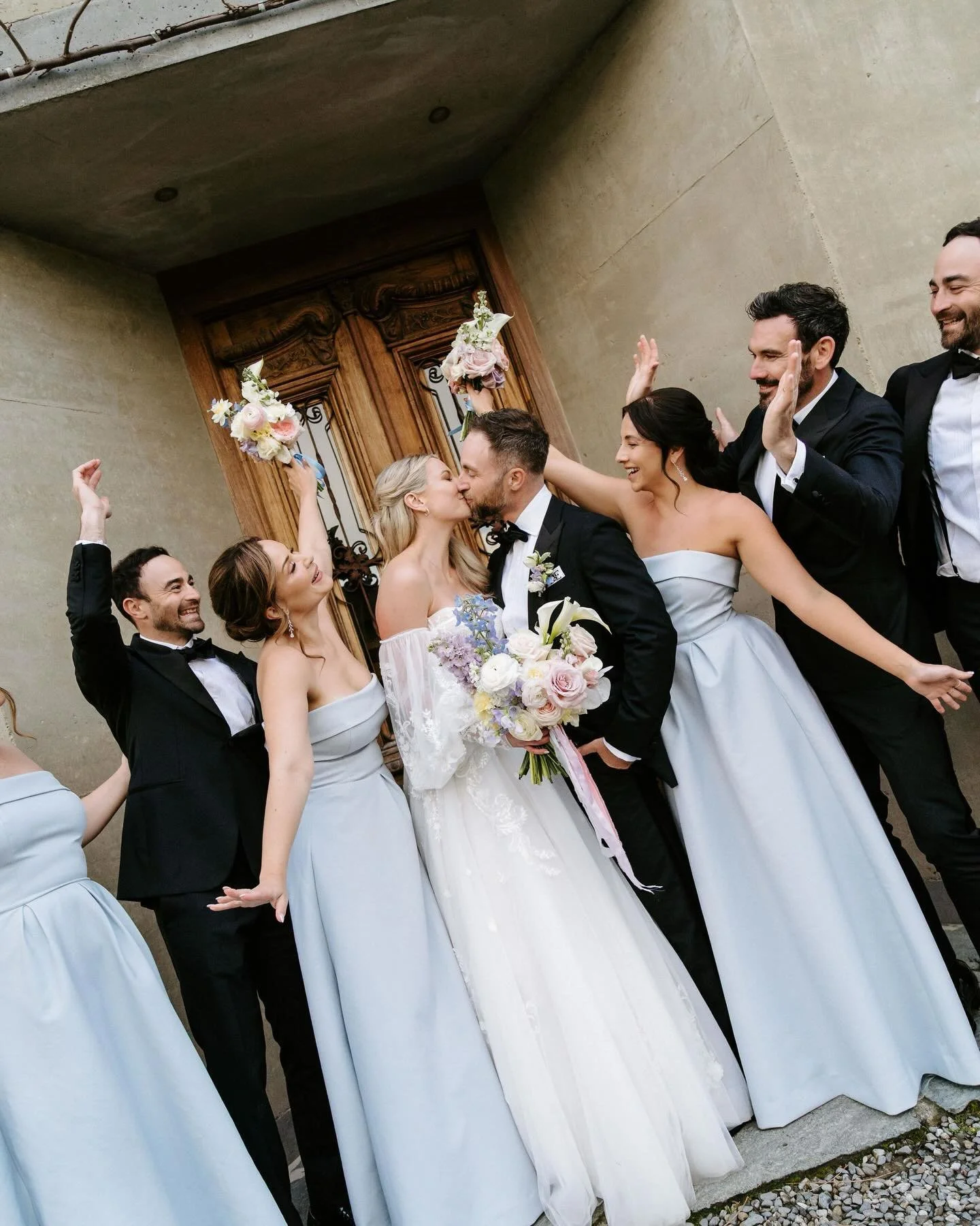 Impossible to fit this day into 20 slides, but here are some favourites of Emilie &amp; Dan 🤍

The weather doesn&rsquo;t always play ball, especially in New Zealand spring. But with @ripponhall&rsquo;s indoor option featuring a cosy fireplace &amp; 