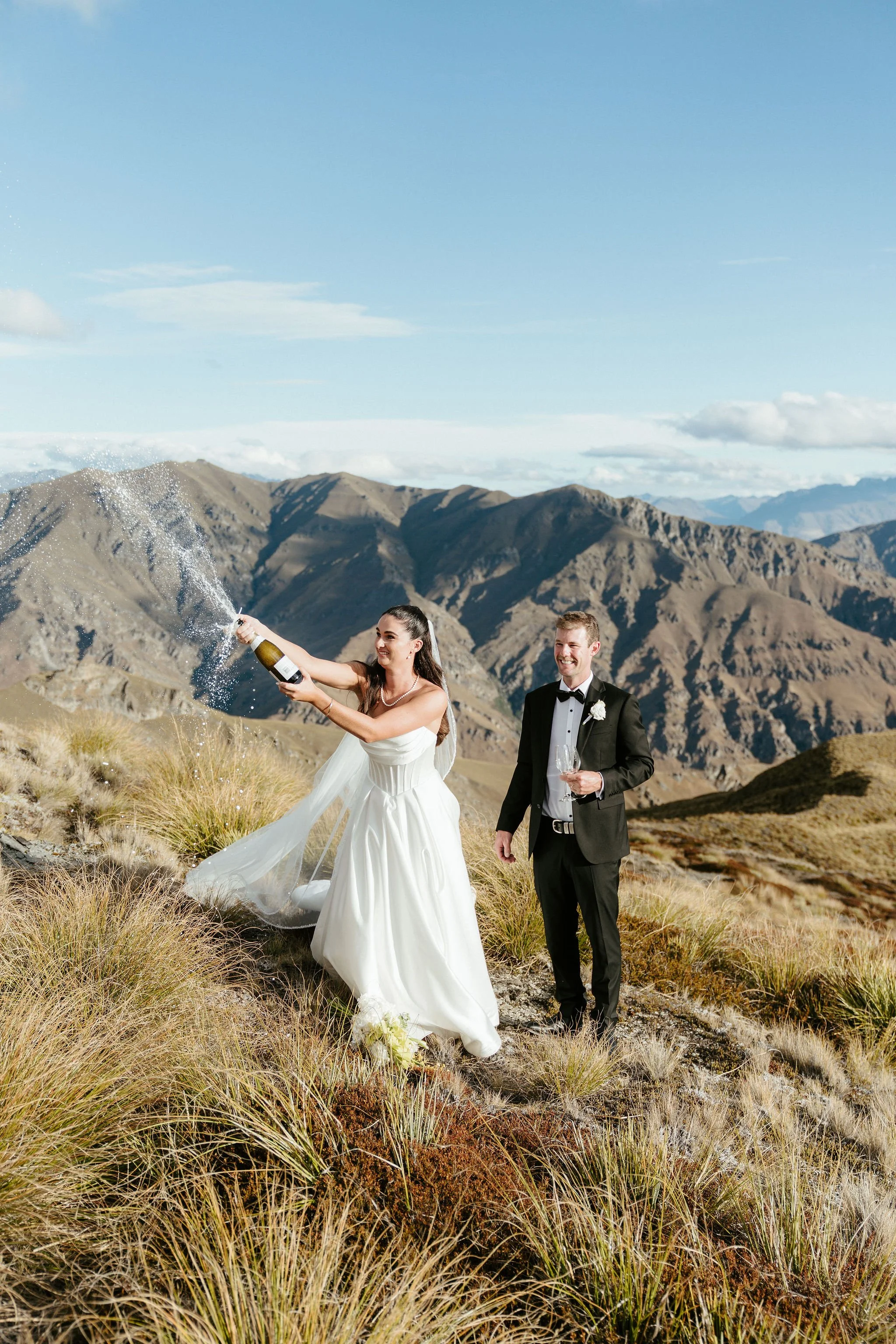 Winehouse Wedding Queenstown |  Jess &amp; Duncan