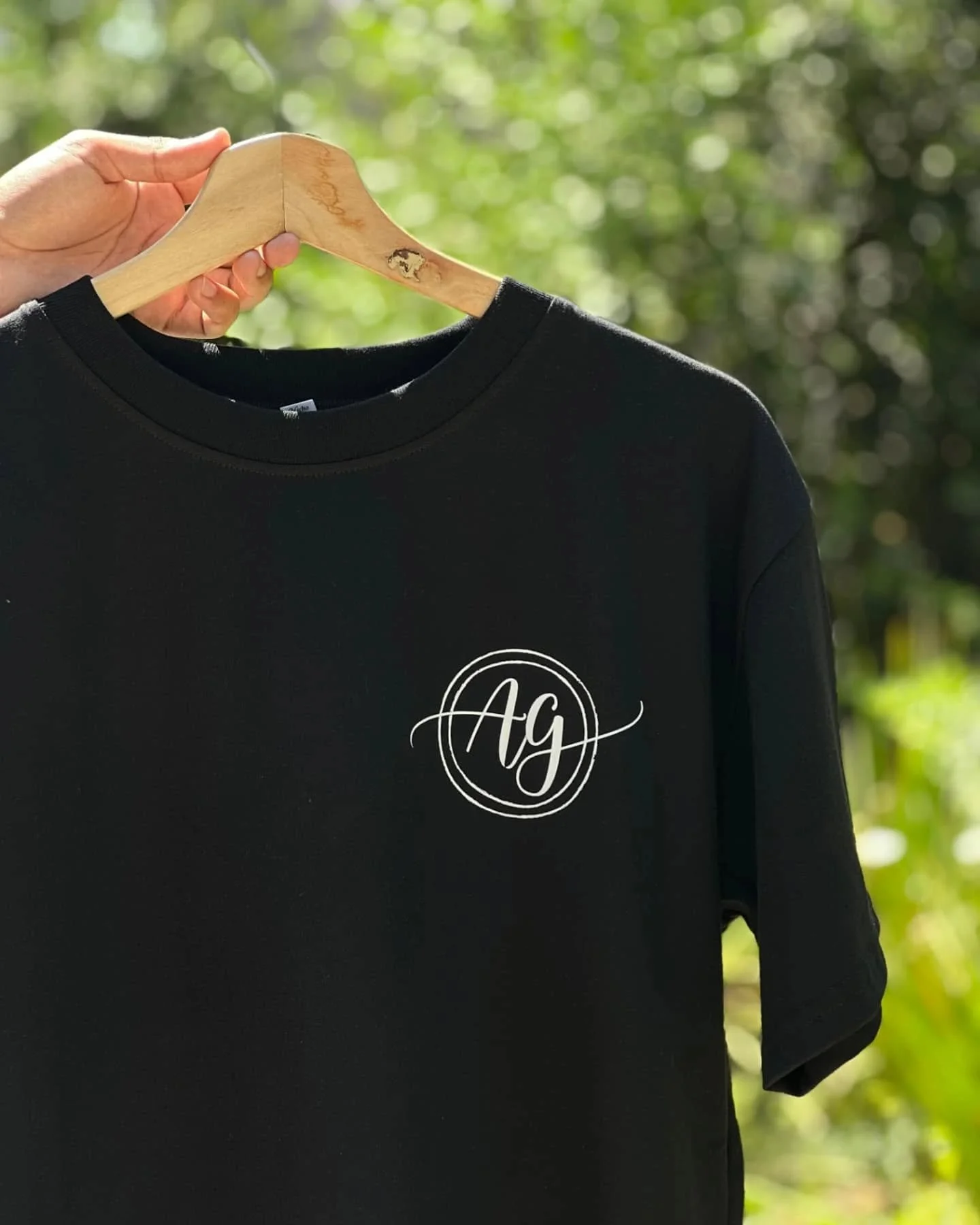 Estampado de polera para @adryana.studio 🧑🏽&zwj;💻

Pedidos al DM 🙆🏽&zwj;♂️

#dise&ntilde;o&uacute;nico #polera #poleraspersonalizadas #dise&ntilde;opersonalizado #emprendimientocreativo #personalizaci&oacute;n #productospersonalizados #dtf #merc