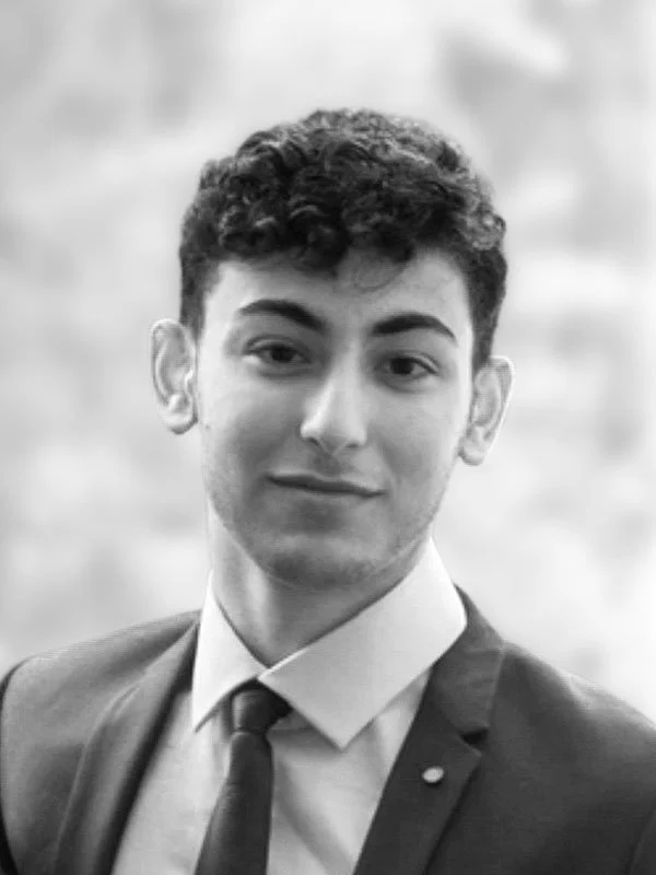 Greyscale portrait photo of Ariel Weininger