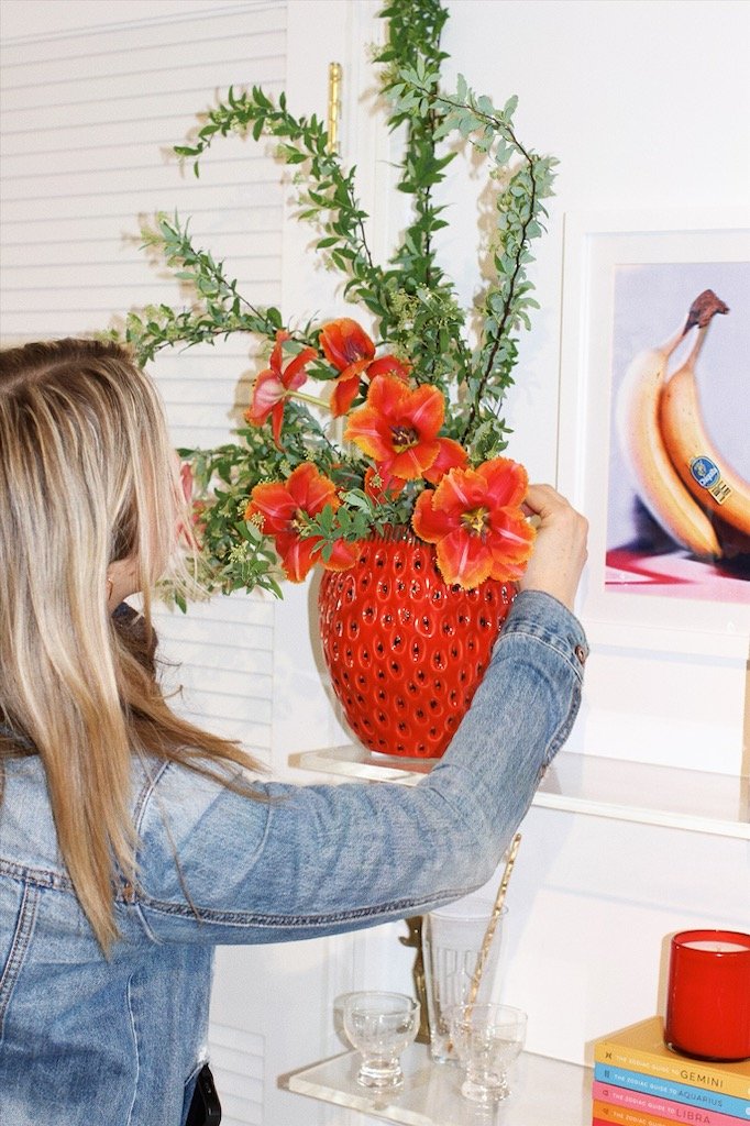 SHEAGOR MAGAZINE // 
THE THRIFT-O-CRAT //
THE ROYAL NATIVE