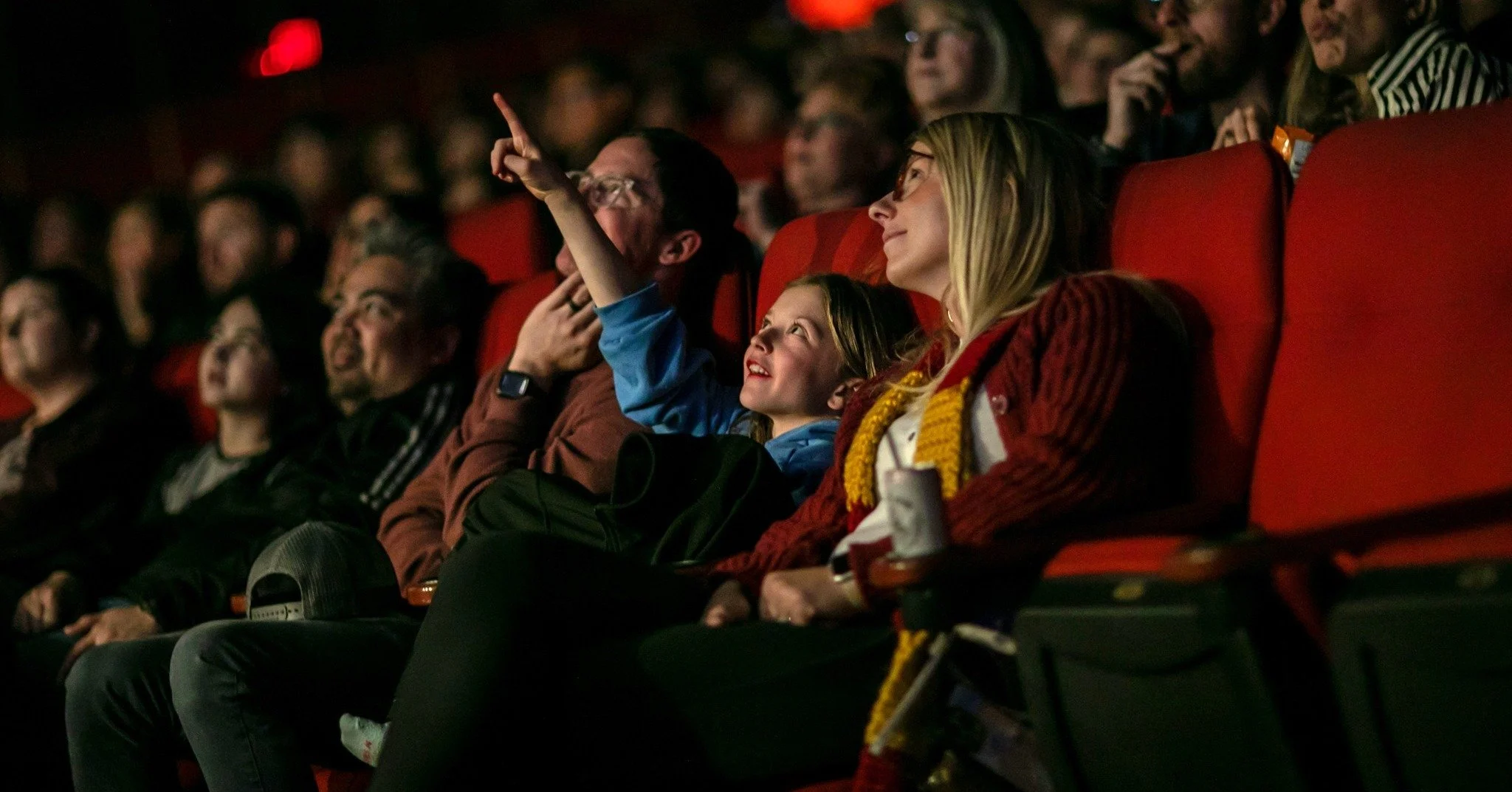 You erupted in applause when Dobby got his sock 🧦
You hissed and booed when Lockheart appeared 🙅
And when Lucius Malfoy smirked...well, we had some mixed reactions...😏
⚡
We do what we do for all of you! Thank you to everyone who attended Harry Pot