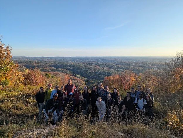 Early bird gets the worm (or whatever they say!)🌅

Thank you to everyone who joined us this morning for a lovely sunrise hike. We&rsquo;re glad that we were able to experience the Fall Rhapsody colours before the crazy crowds! 🍂🥾