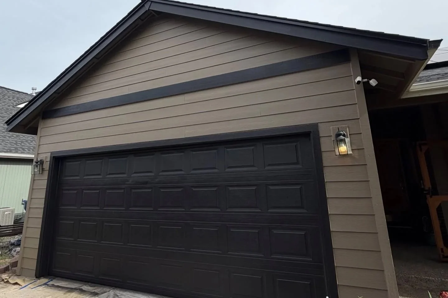 Before &amp; After: A Bold Exterior Repaint in Bend, Oregon