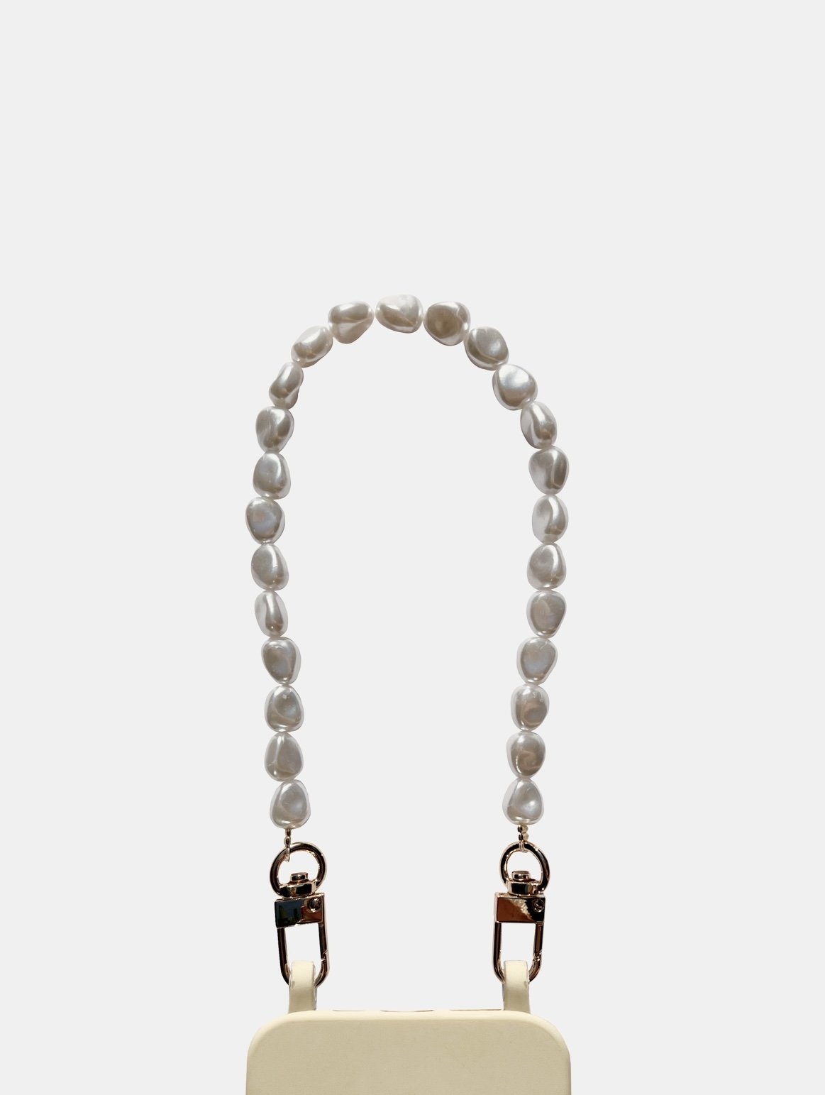 PEARL WRISTLET1.jpg