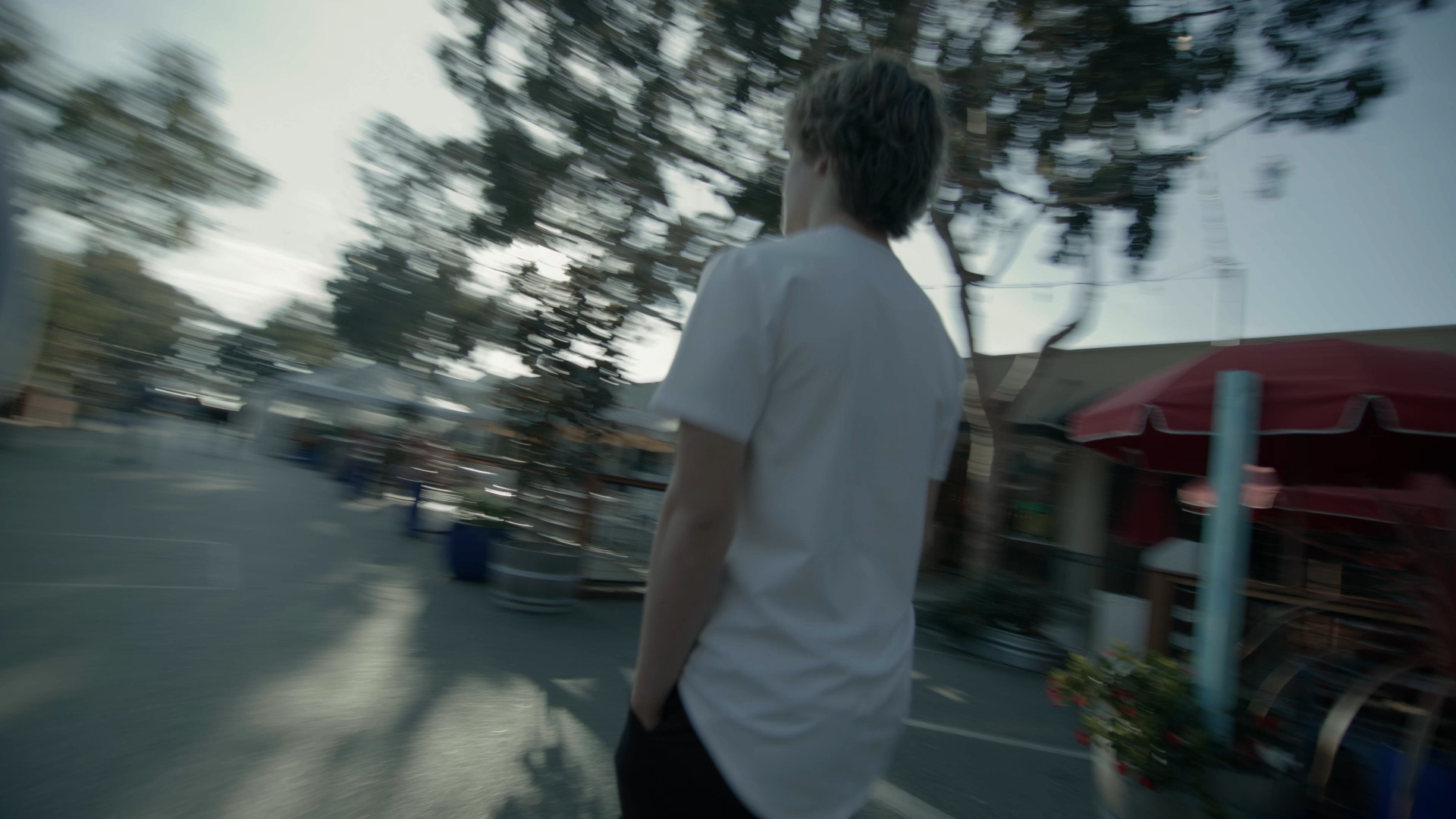orbitcut2.00_00_50_10.Still001.png