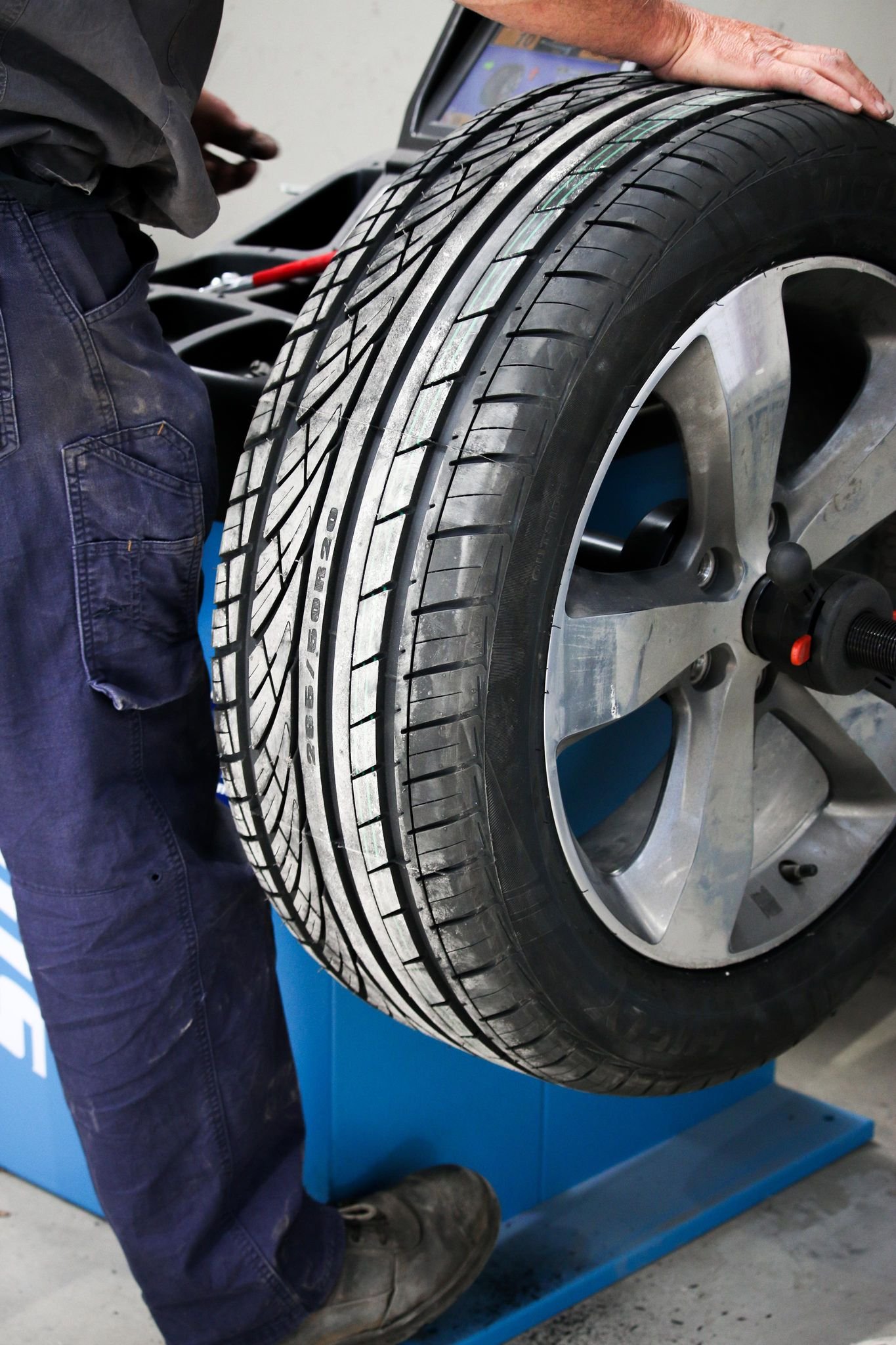Tyre Balancing.jpg
