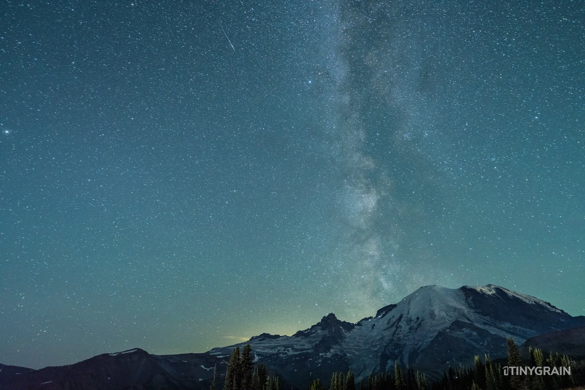 20230812-NPW-MtRanierNP-A7RV-A7504588-perseids-mt-ranier-nationalpark-meteors-astrophotography-nightphotography-milkyway.jpg