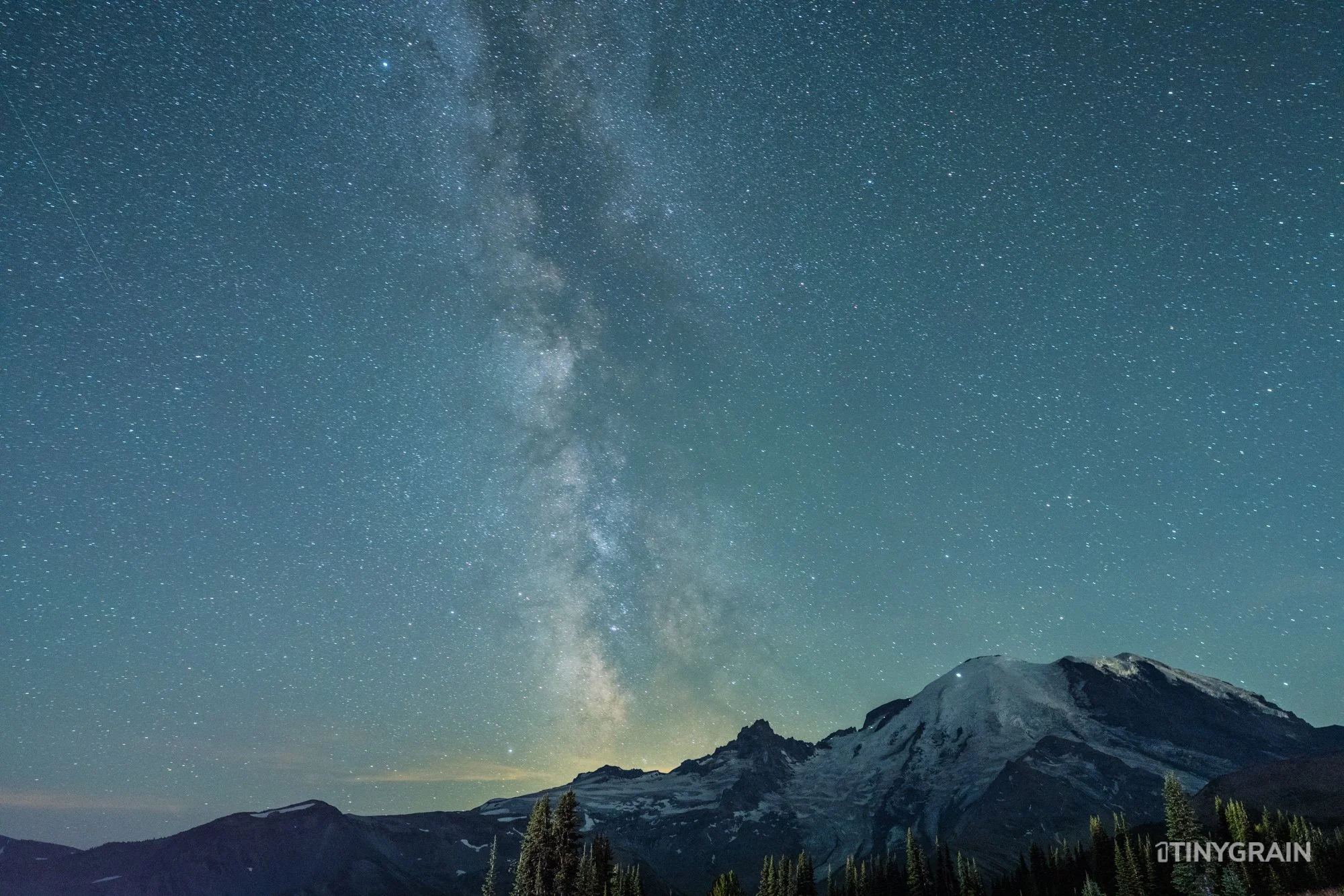 20230812-NPW-MtRanierNP-A7RV-A7504415-perseids-mt-ranier-nationalpark-meteors-astrophotography-nightphotography-milkyway.jpg
