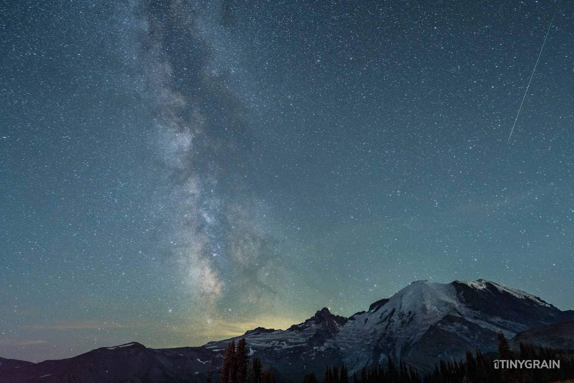 20230812-NPW-MtRanierNP-A7RV-A7504348-perseids-mt-ranier-nationalpark-meteors-astrophotography-nightphotography-milkyway.jpg