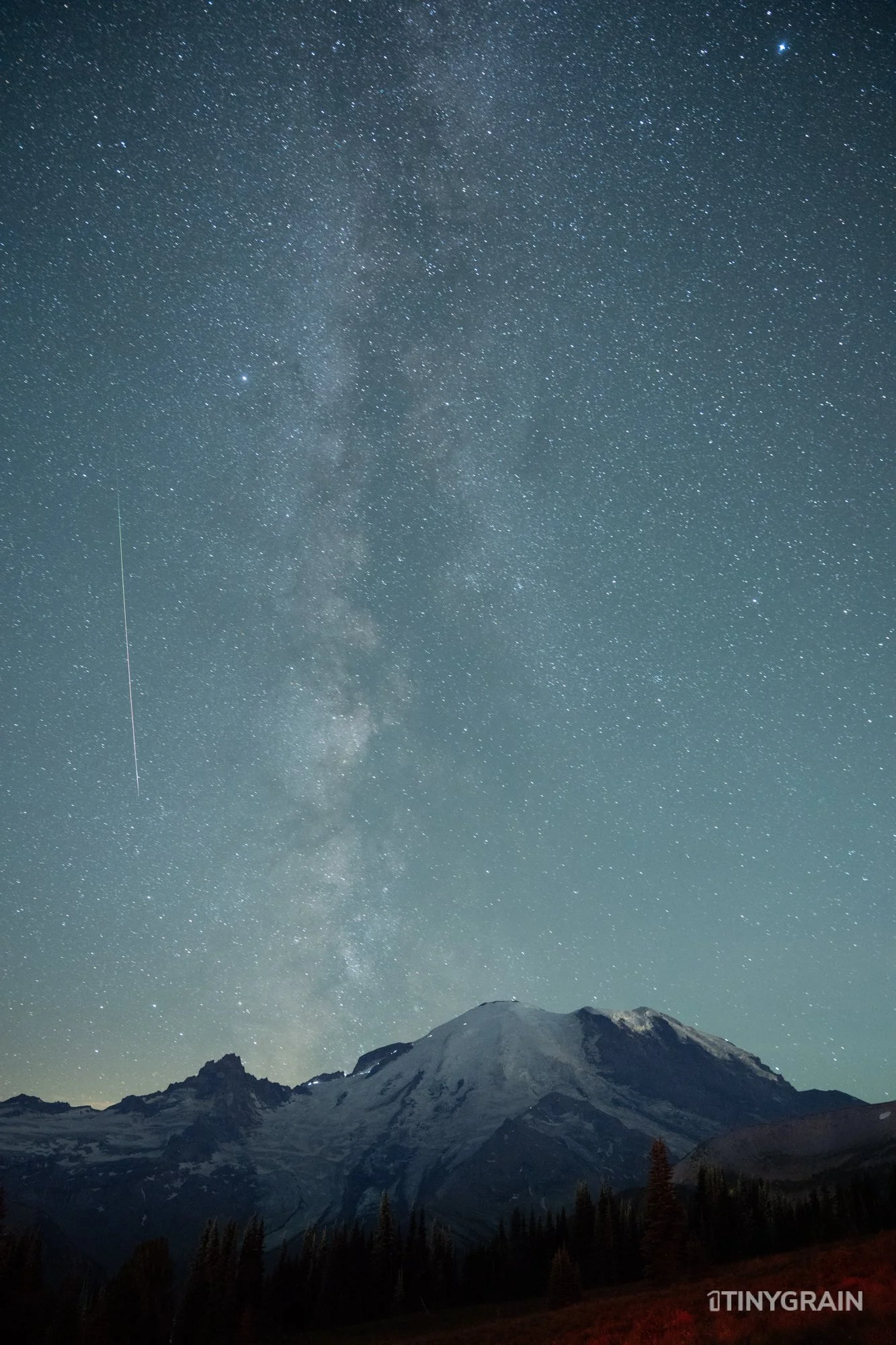 20230812-NPW-MtRanierNP-A7IV-A7404095-perseids-mt-ranier-nationalpark-meteors-astrophotography-nightphotography-milkyway.jpg