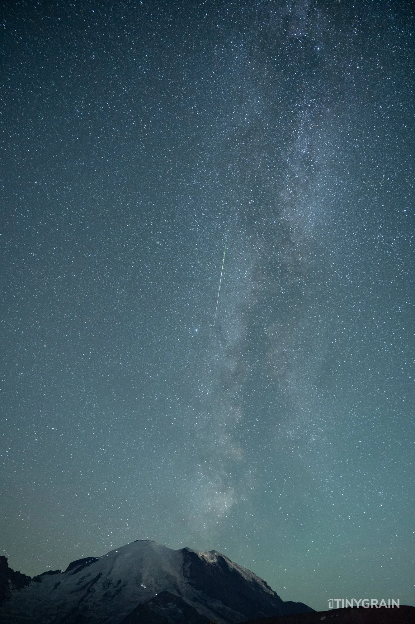 20230812-NPW-MtRanierNP-A7IV-A7404241-perseids-mt-ranier-nationalpark-meteors-astrophotography-nightphotography-milkyway.jpg