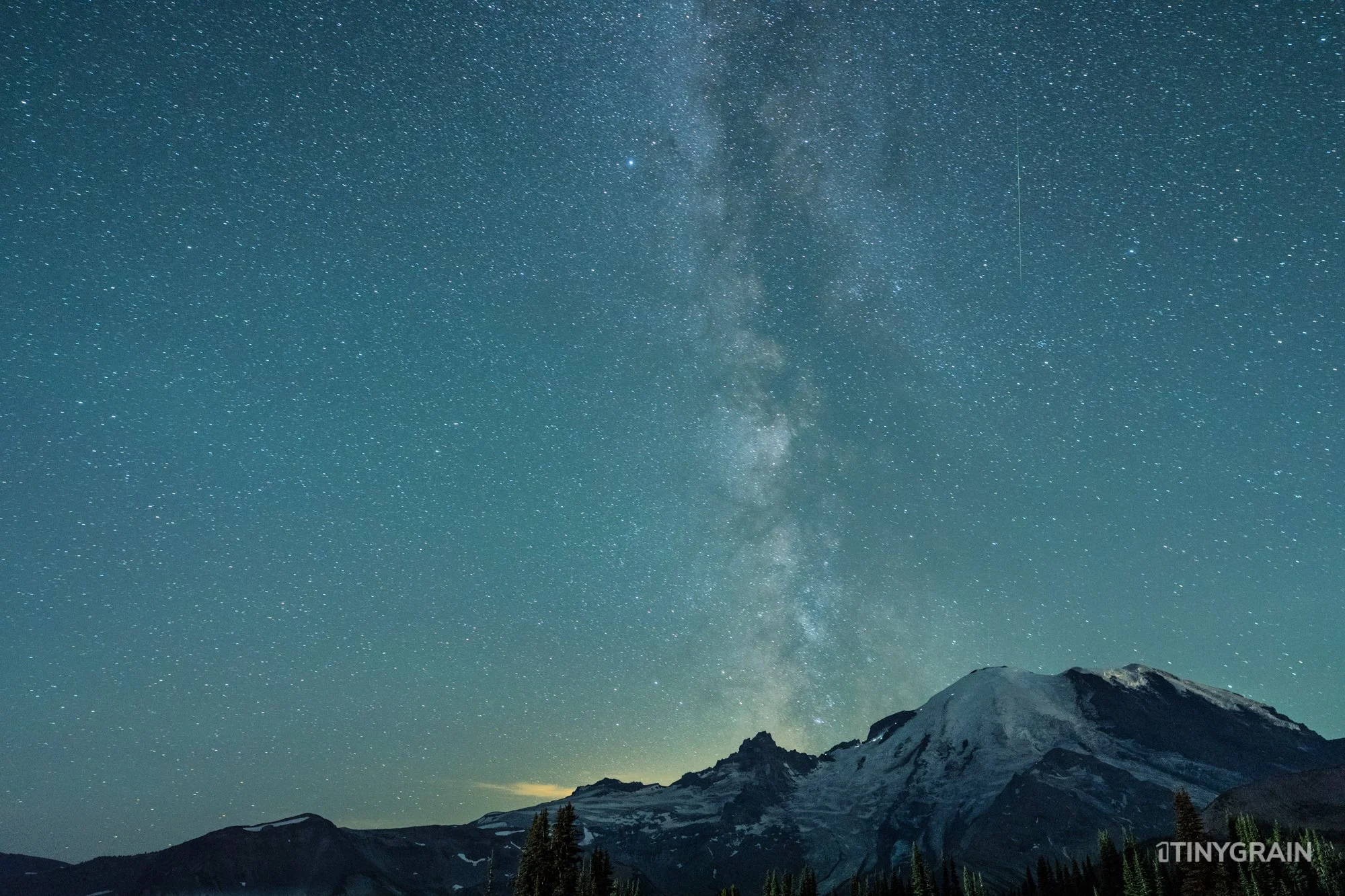 20230812-NPW-MtRanierNP-A7RV-A7504543-perseids-mt-ranier-nationalpark-meteors-astrophotography-nightphotography-milkyway.jpg