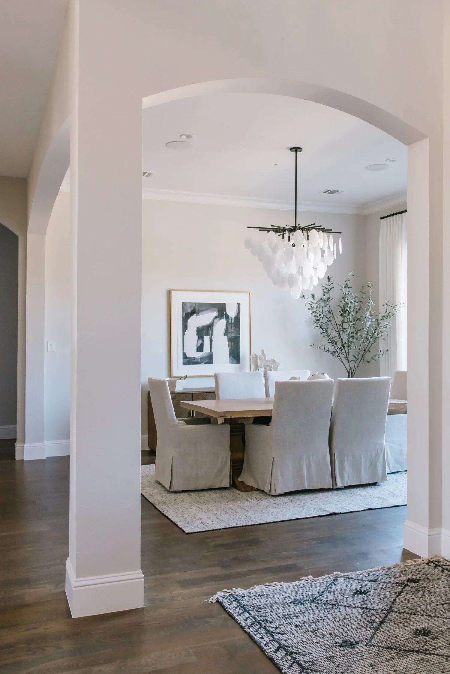 Dining+Room+with+Neutral+Tones+by+House+Sprucing+5.JPG.webp