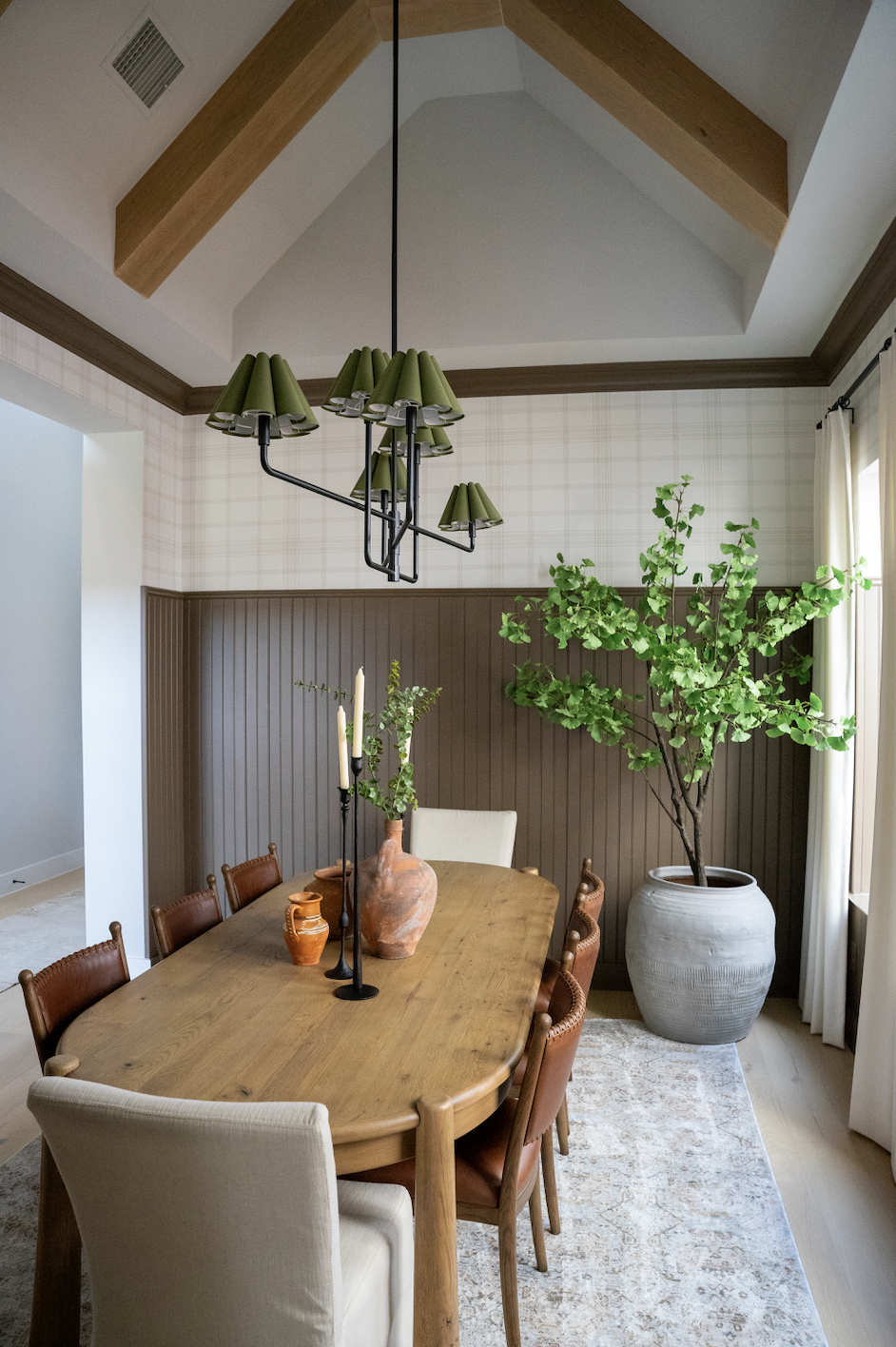 The HS Guide to Using Wallpaper in Your Home