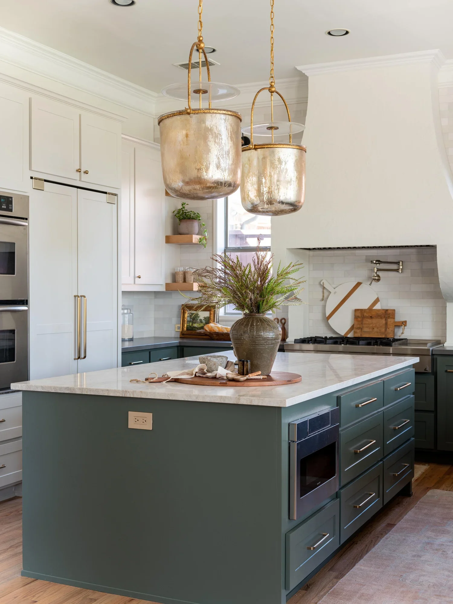 Riders_Kitchen_Area-1-min.jpg.webp