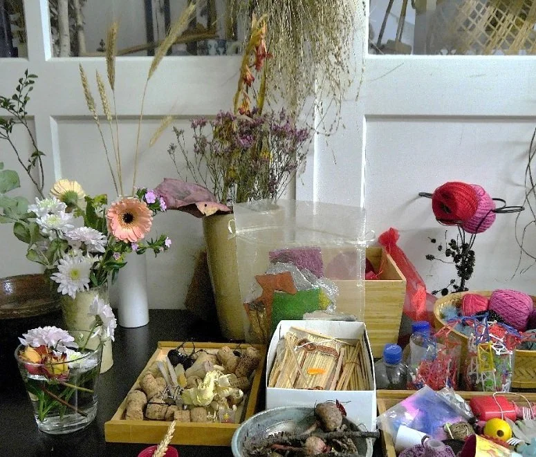 WORKSHOP: POESIE MIT STROH UND IKEBANA von Gabi Hangartner & Monika Wolf Hirsch