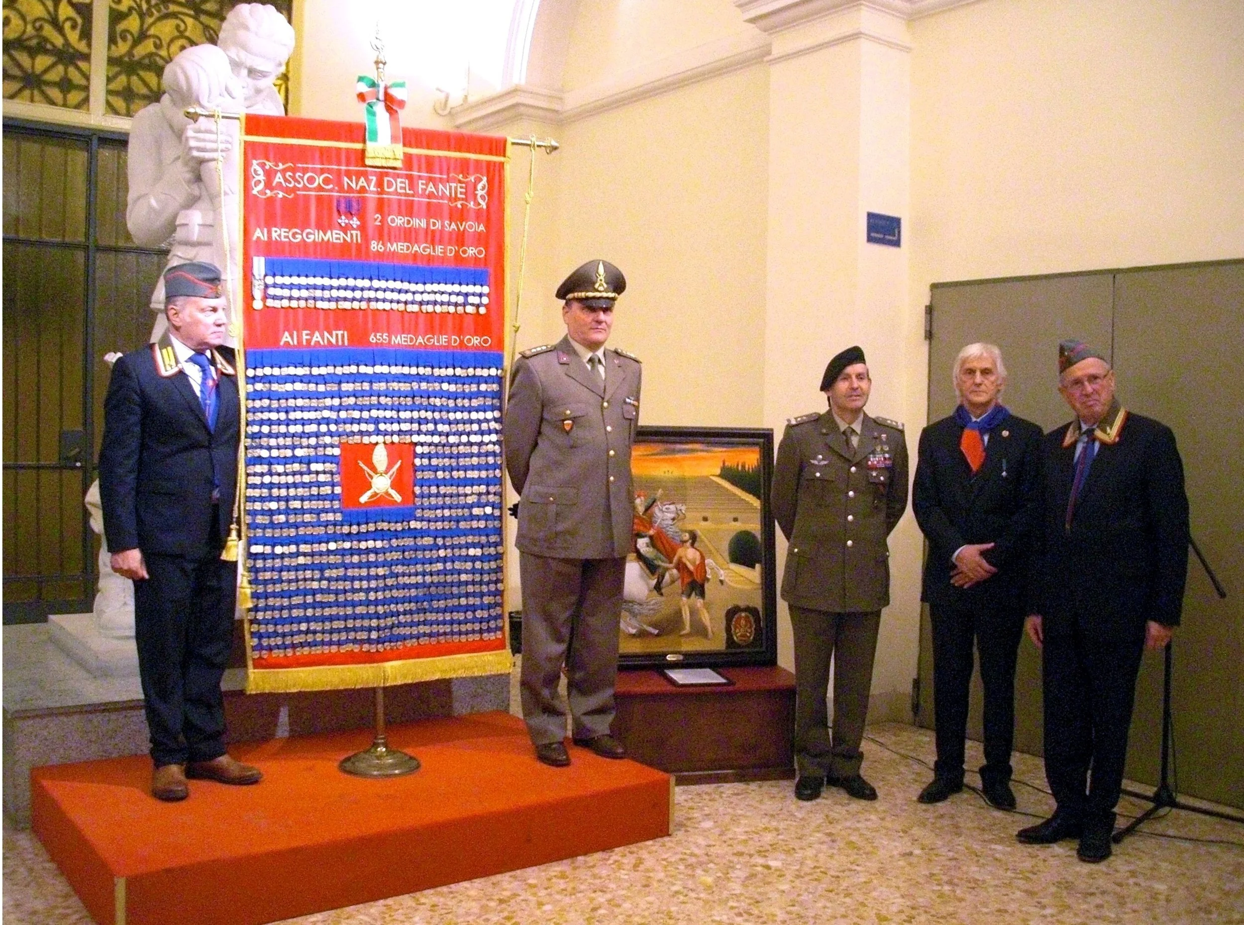 44-	Roma, 2012: collocazione del nuovo Medagliere dell’Associazione Nazionale del Fante e di un mio quadro raffigurante “San Martino di Tours”, nel Museo Storico Nazionale della Fanteria