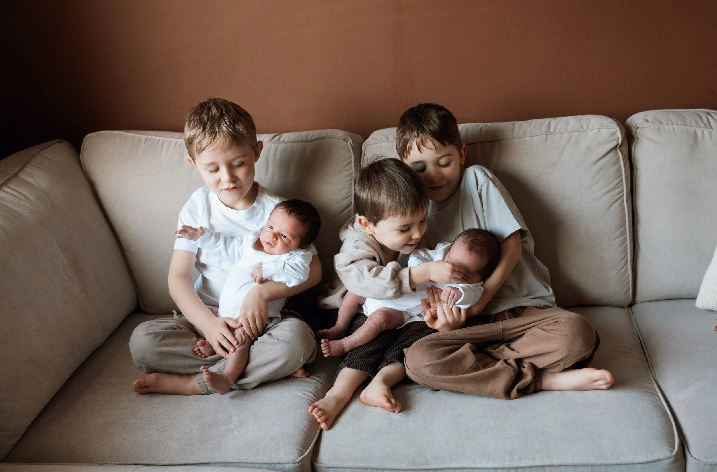 home newborn photo shoot