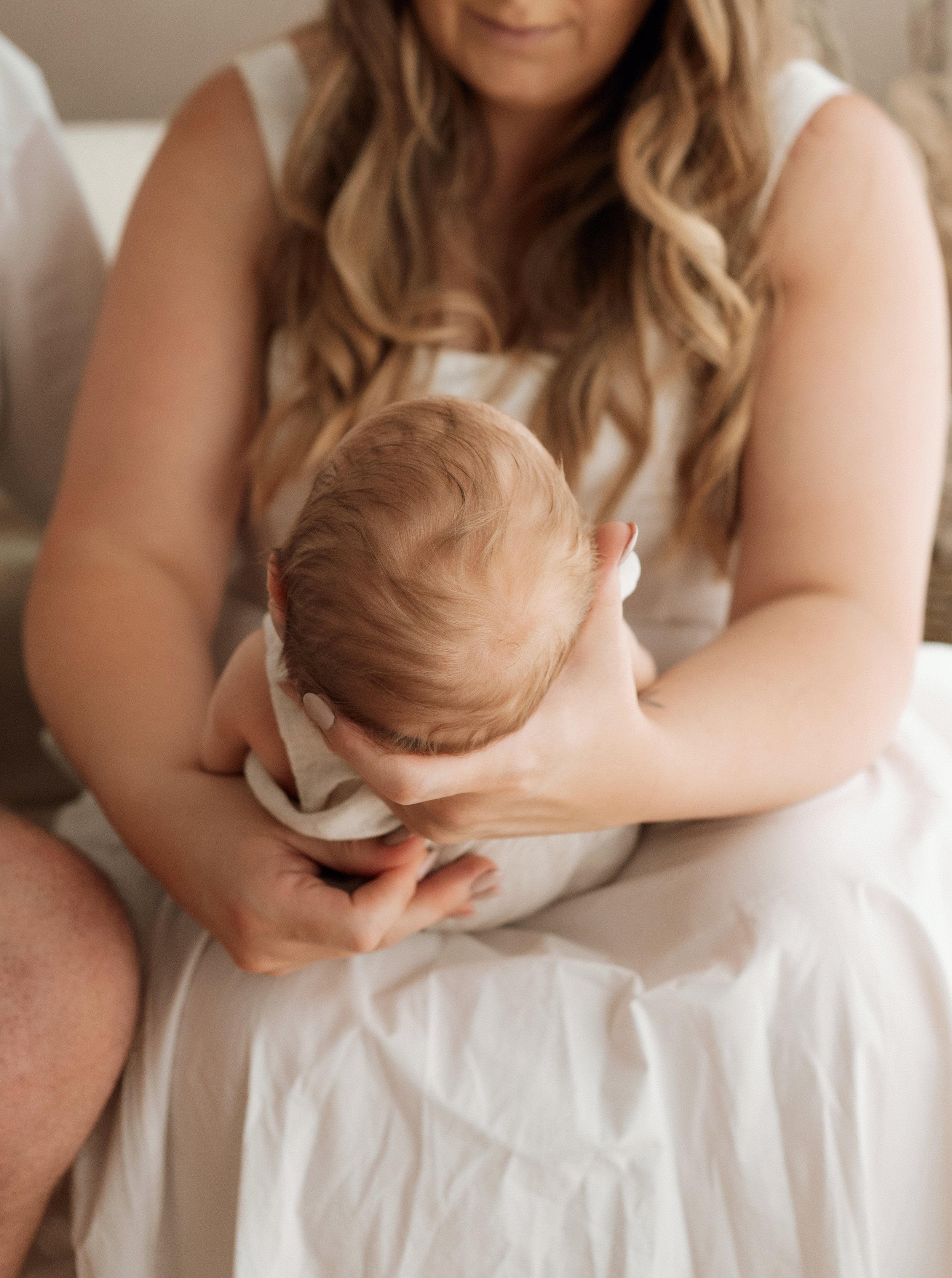 mum and newborn photo