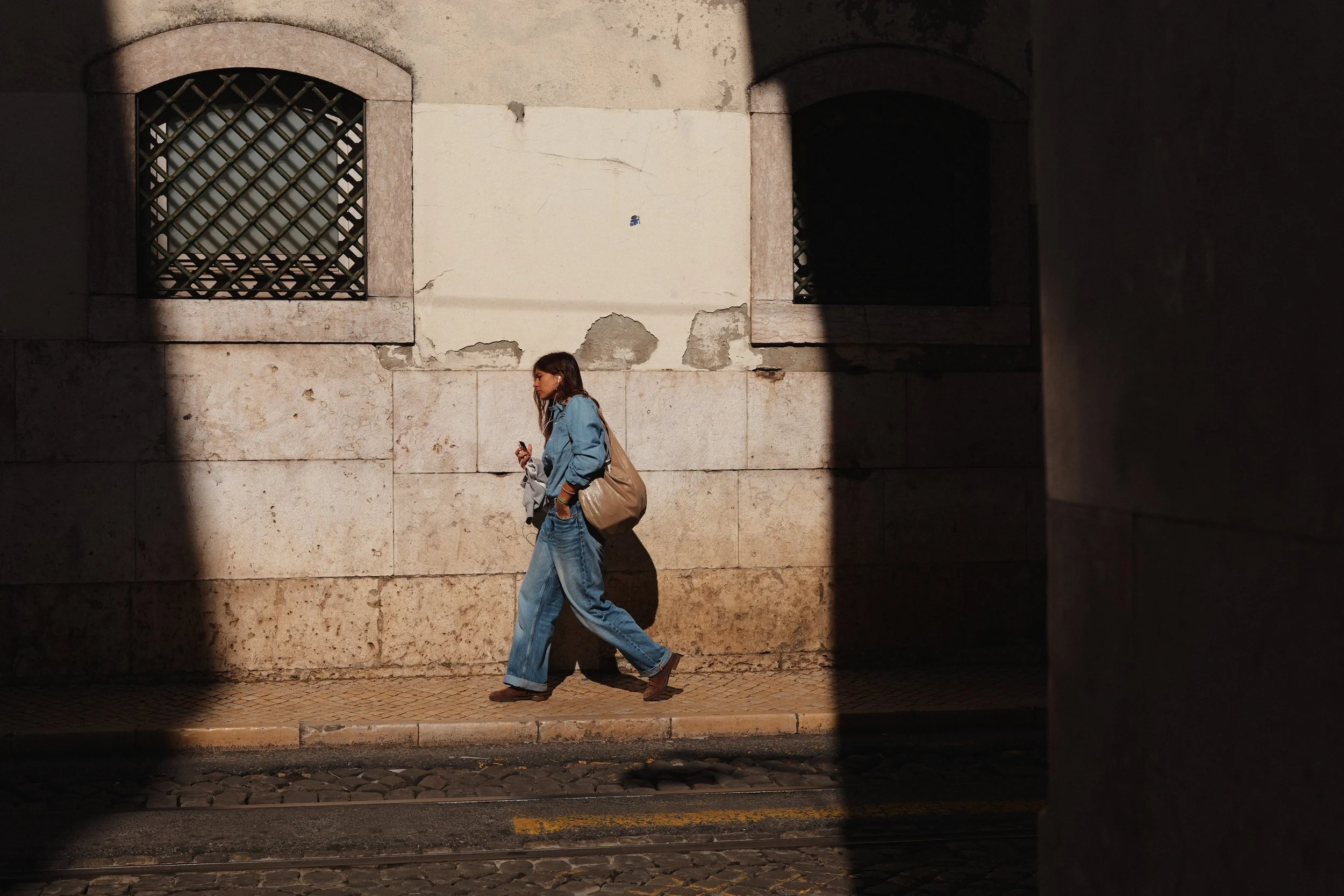 289 Alfama 250B LUMIX look44.jpg