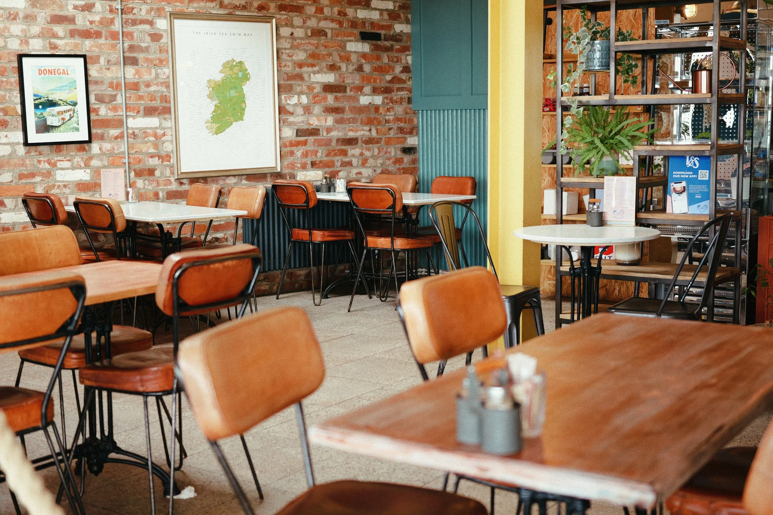 290 Malin Gold 50N LUMIX Look39.jpg