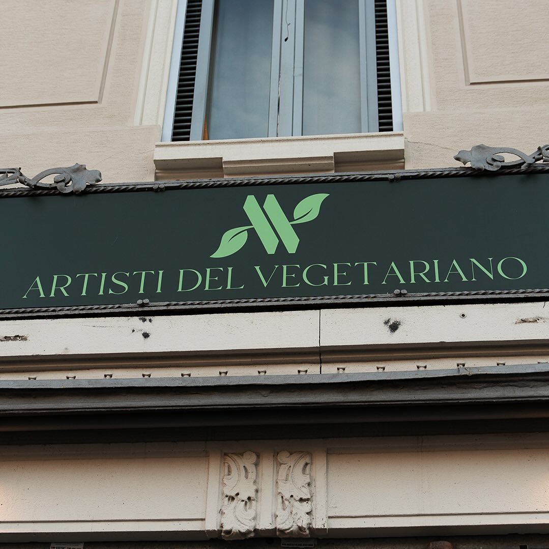 &Egrave; gi&agrave; passato un mese dall&rsquo;apertura del nostro punto vendita di Wagner a Milano e siete stati gi&agrave; in tantissimi a venirci a trovare. Vi aspettiamo ancora numerosi!

#artistidelvegetariano #healthy