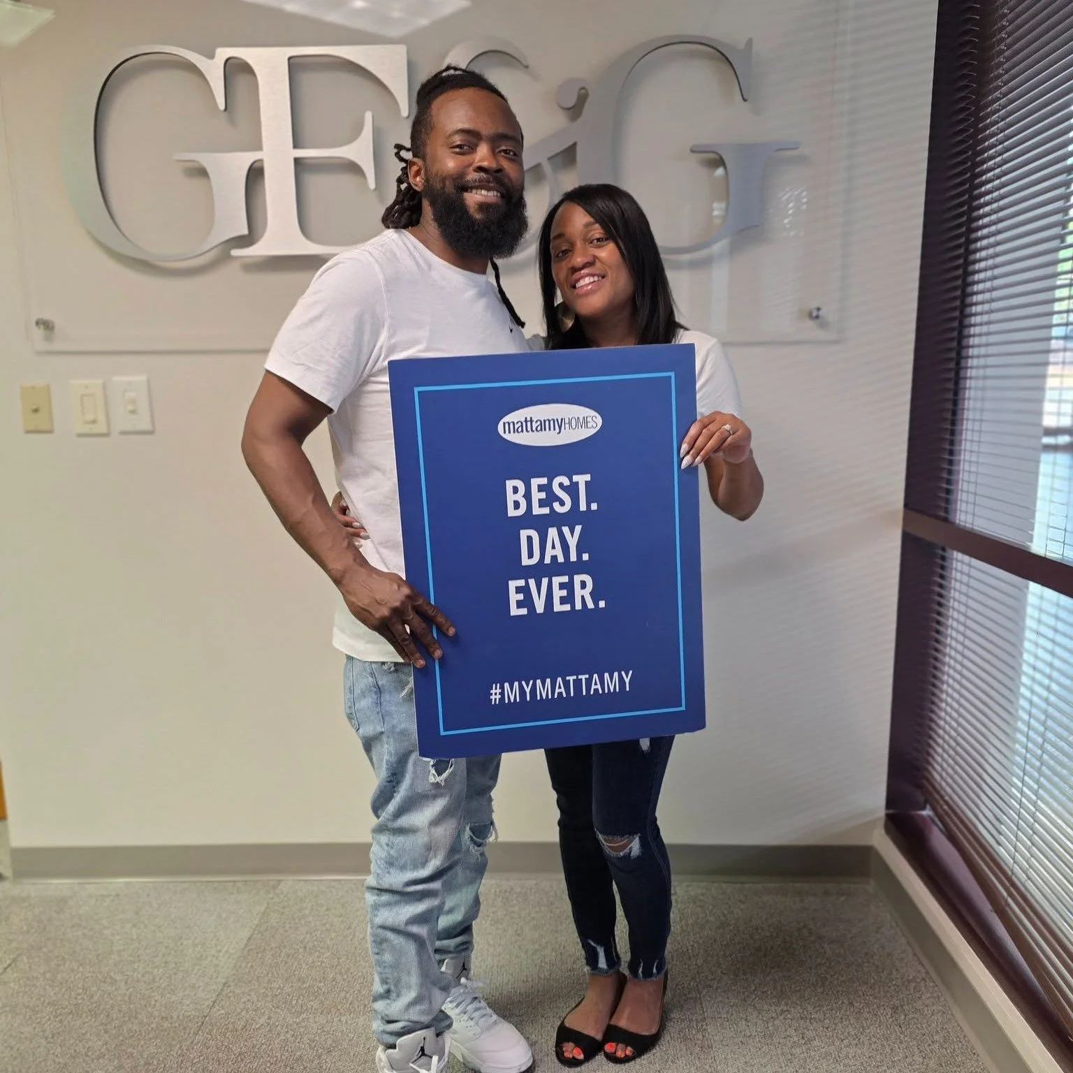 ✨ One day shy of 12 weeks. That's all it took. ✨

This sweet family came to me with a goal: become homeowners.

They got pre-approved, started touring homes, and stayed focused on what mattered most.

Now they're settling into a home where:
🔥 Family