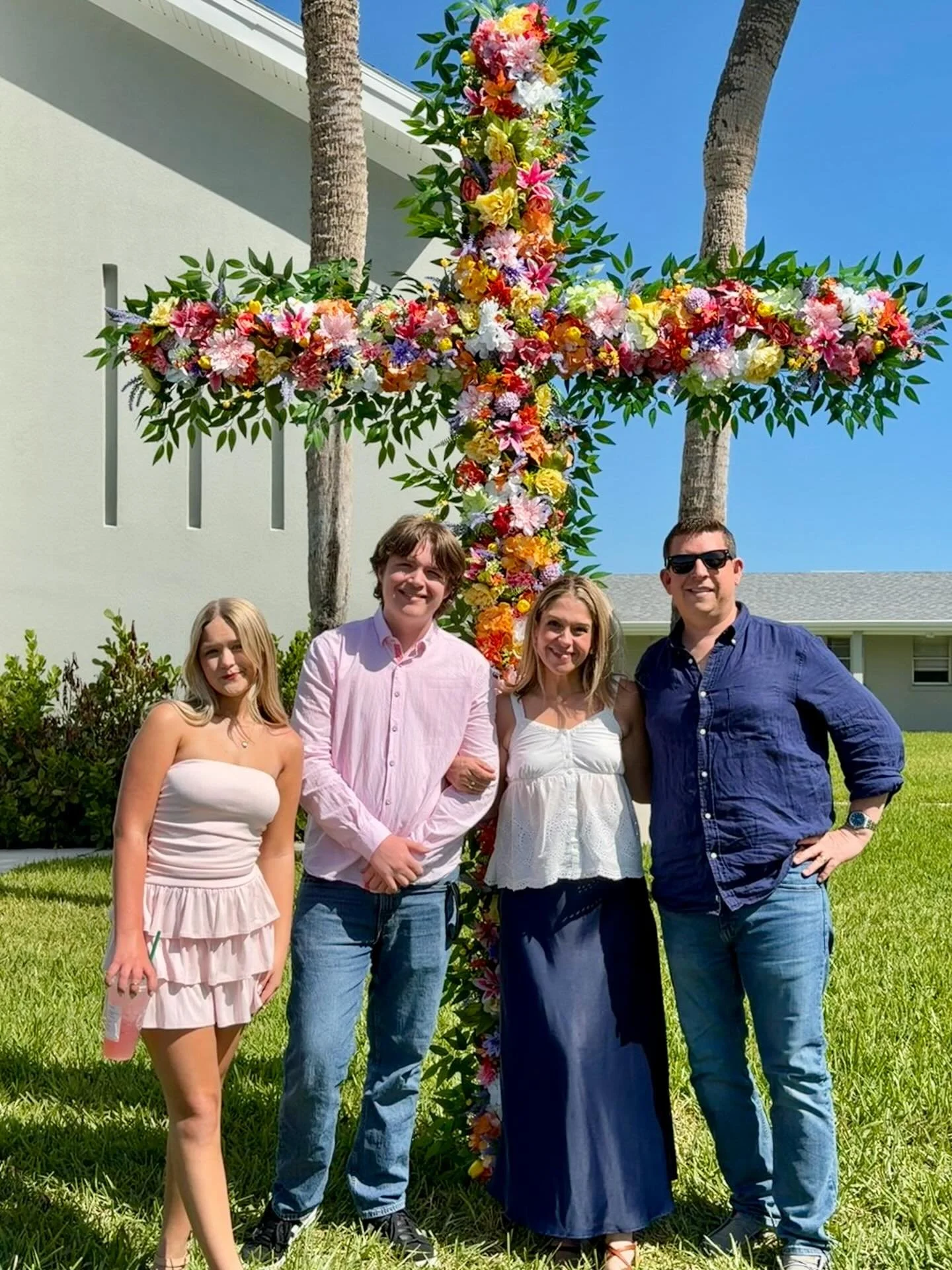 Happy Easter! 🐣💐✝️🪺