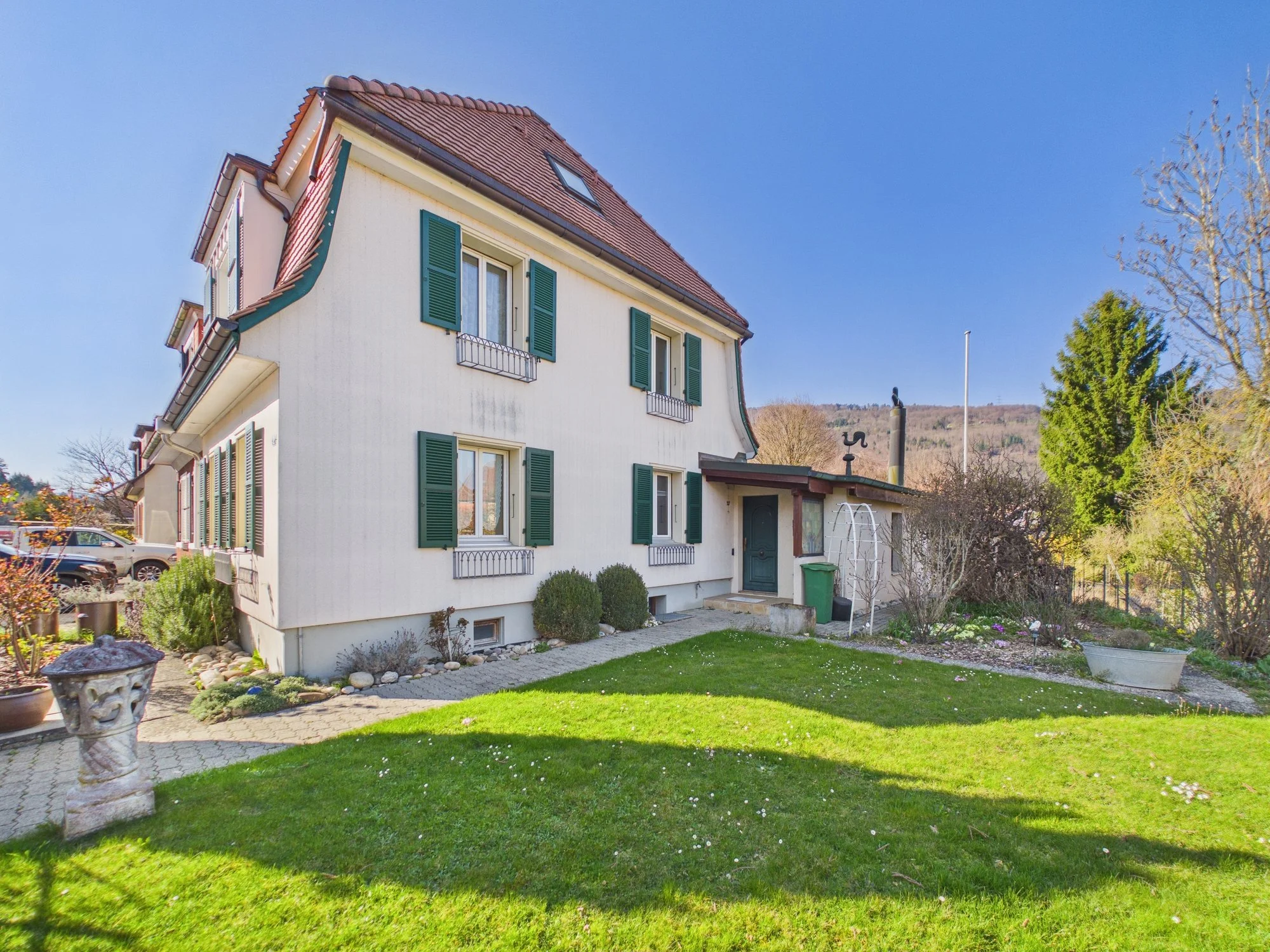 5½-Zimmer Doppeleinfamilienhaus mit Garten und Gartenhaus, Zeughausweg 2, 2542 Pieterlen