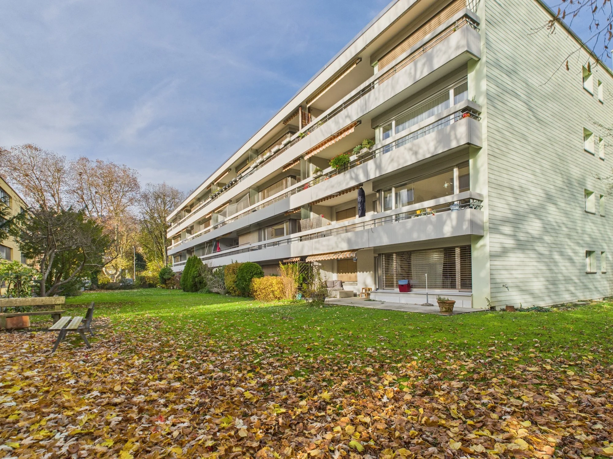 Oberer Quai 104A, 2503 Biel/Bienne, 4-Zimmerwohnung und 1 Einstellhallenplatz