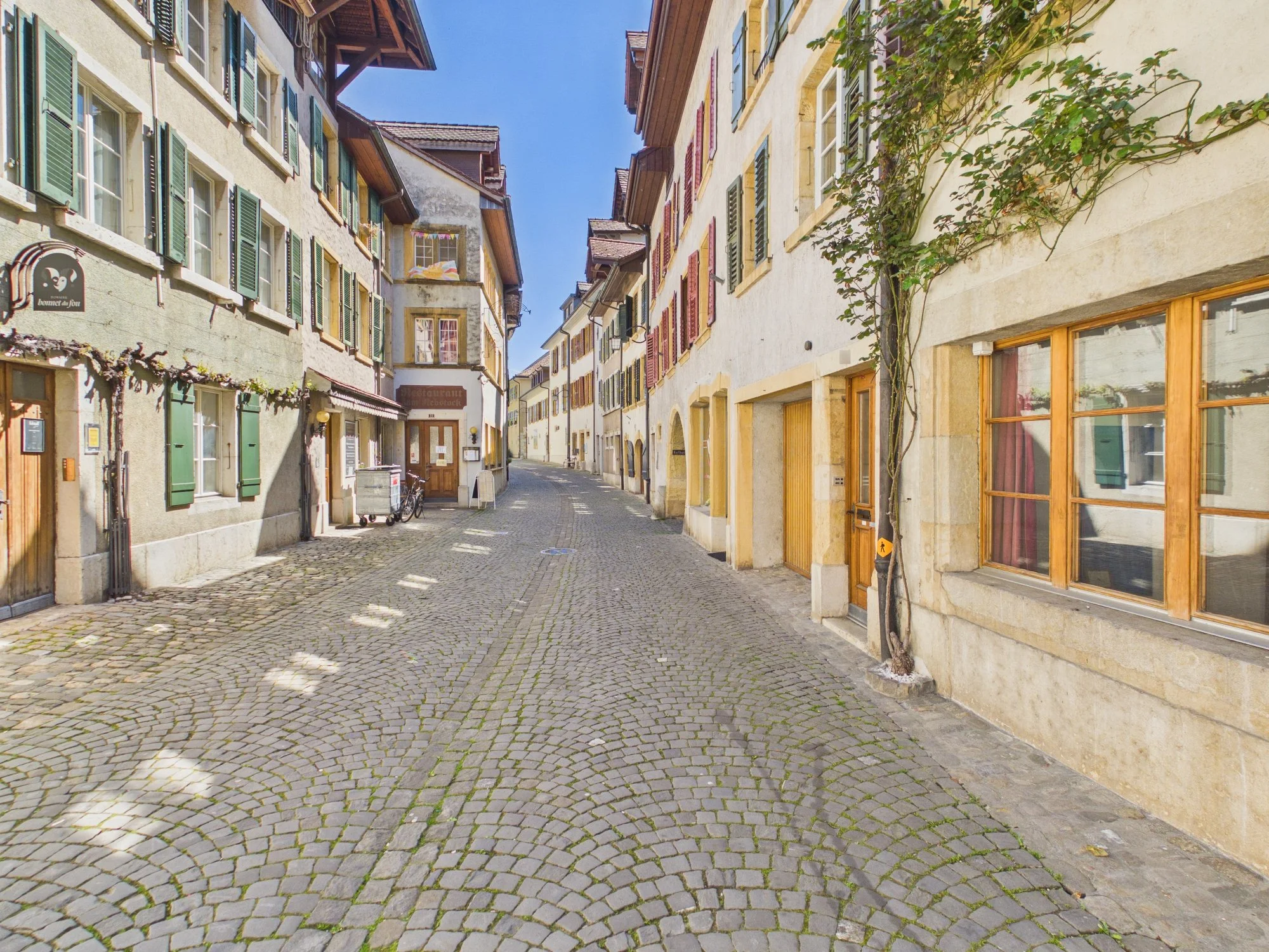 Einfamilienhaus mit zusätzlicher Einliegerwohnung und Ausbaupotential
