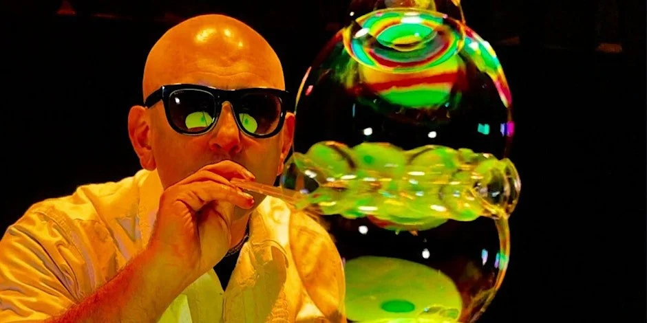 The Ultimate Bubble Show: by Paris Bubbles