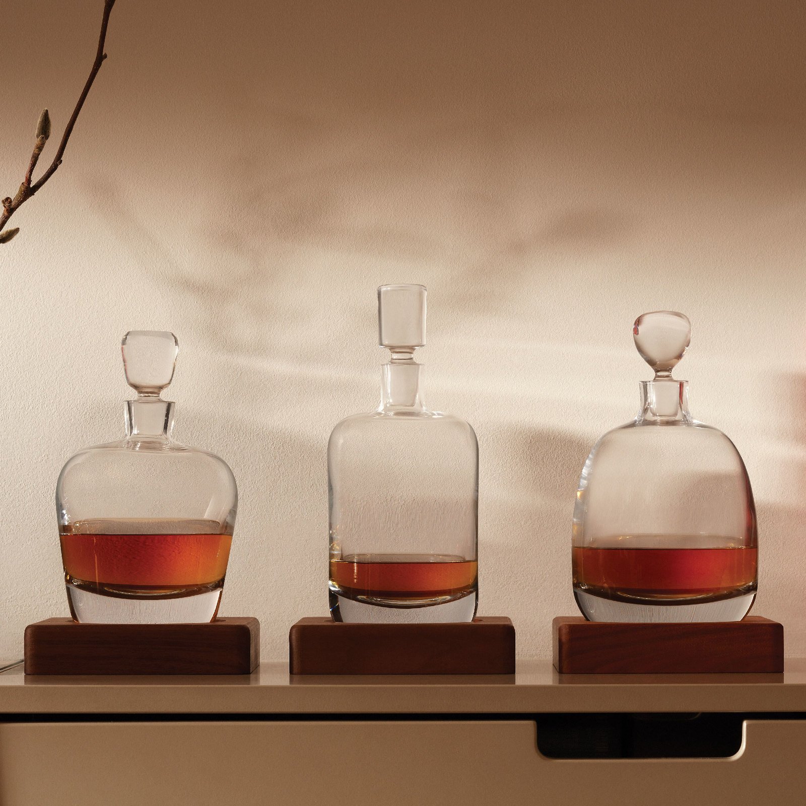 Brand_4_Whisky_Lifestyle_1_Medium.jpg