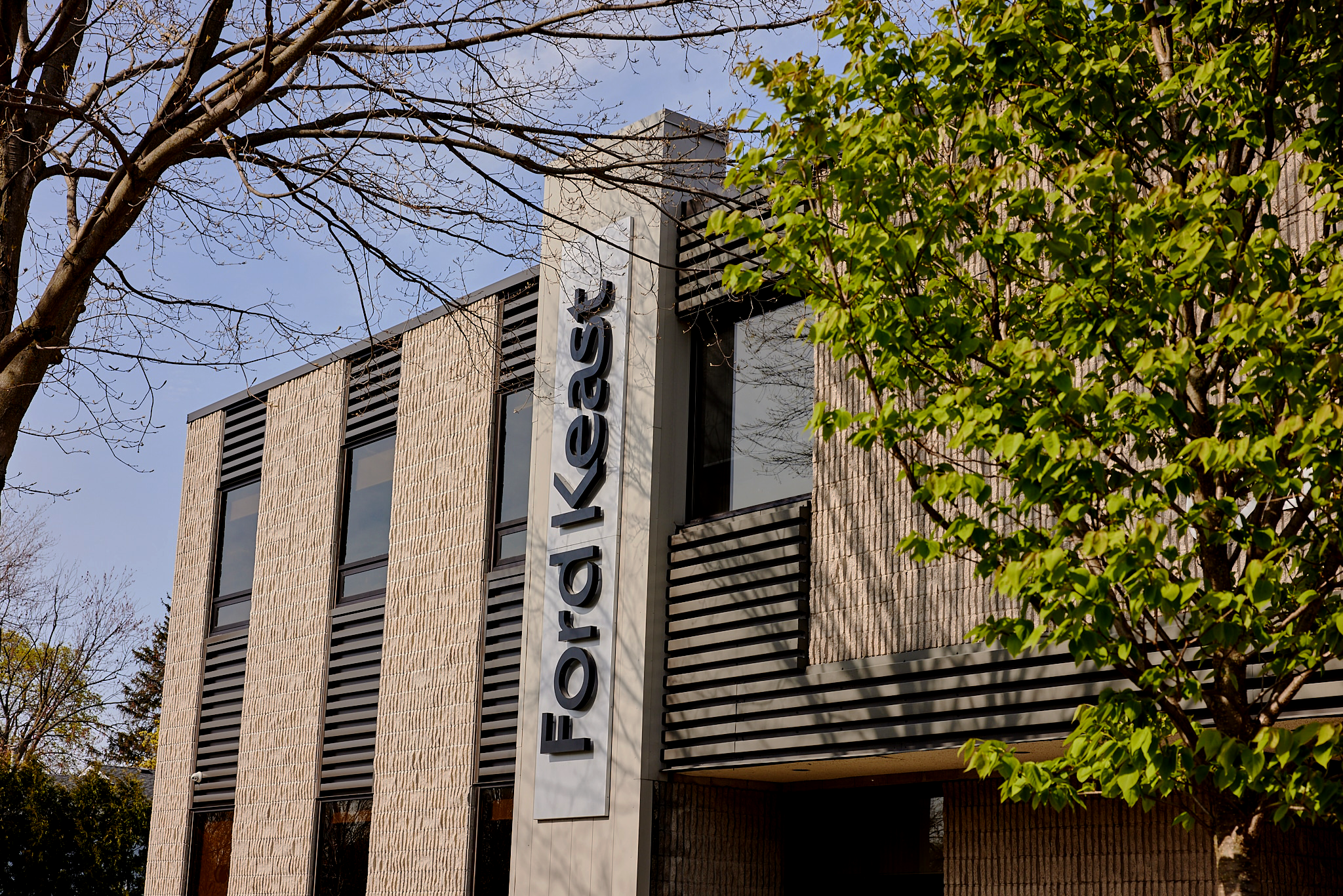 Pylons and Monuments.png