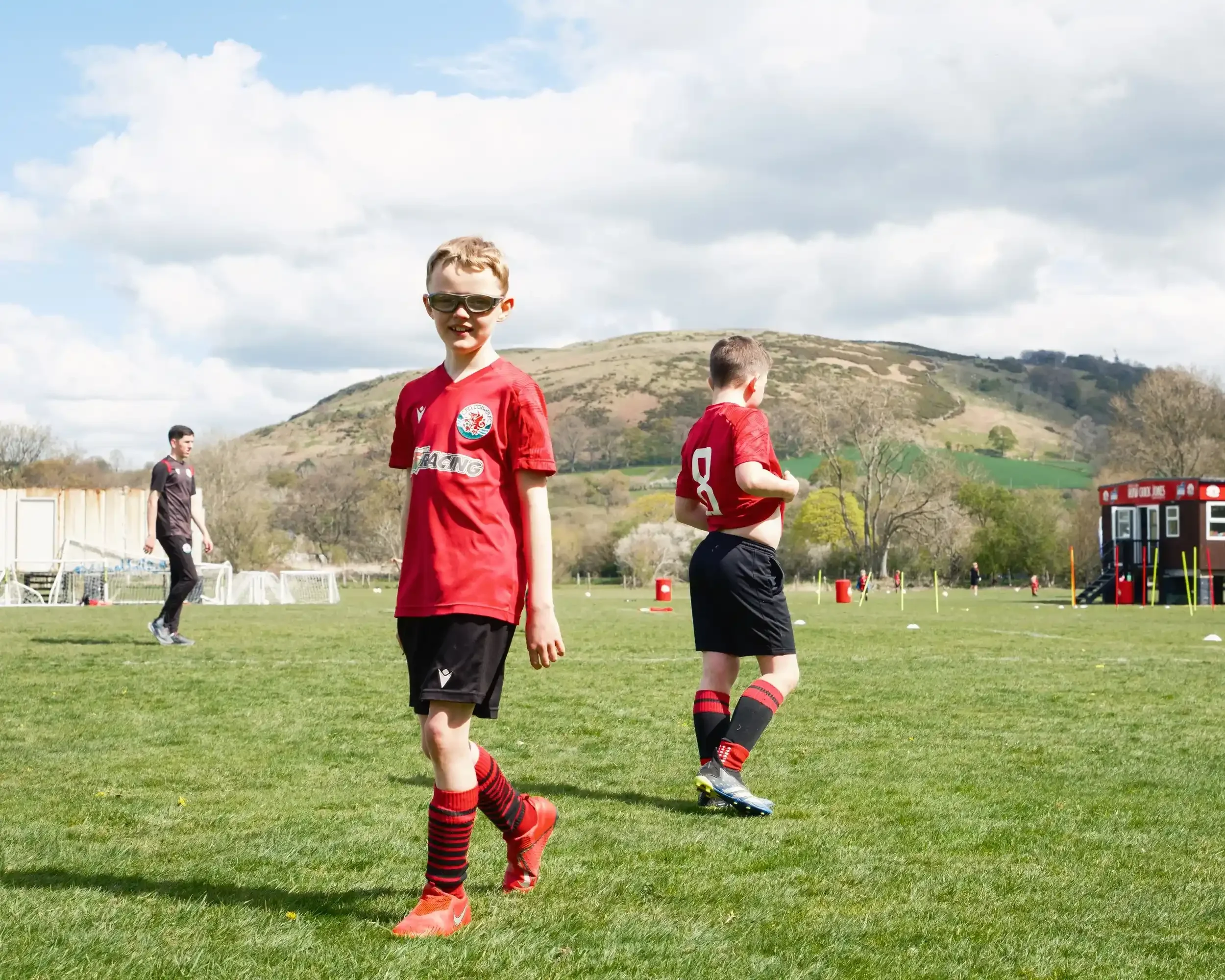 corwen-fc-grassroots-football-camp-macron-wrexham.webp