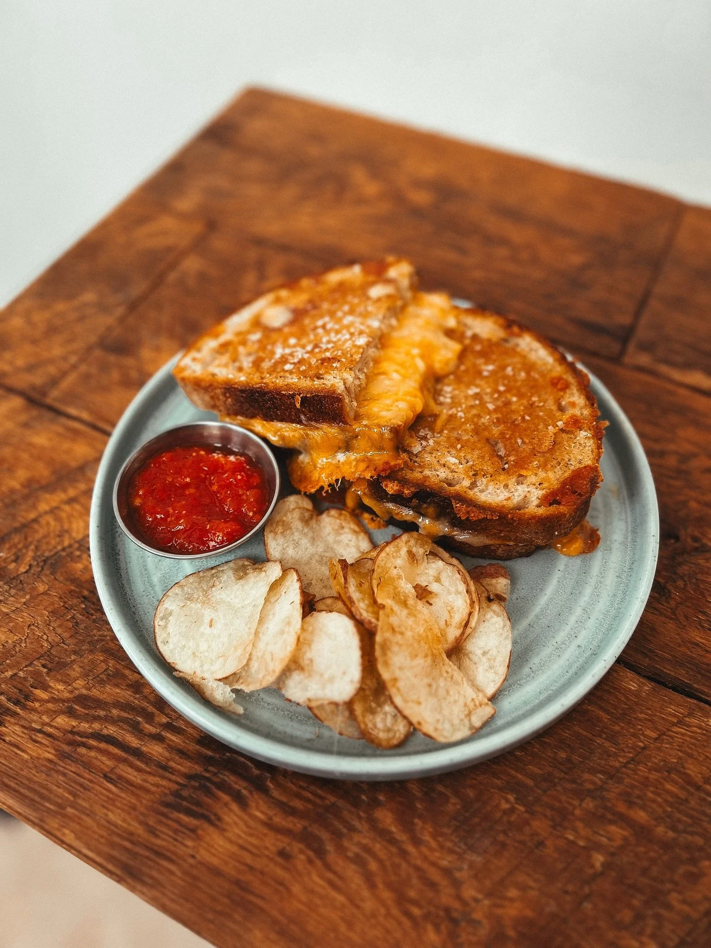Have you tried our tomato &amp; red pepper chutney with a grilled cheese toastie? An elite combo 🍅 

Tap the post to shop. 

#eringrove #tomatochutney #grilledcheesesandwich #toastie #tomatodip #loveeringrove #thecroftfarmshop
