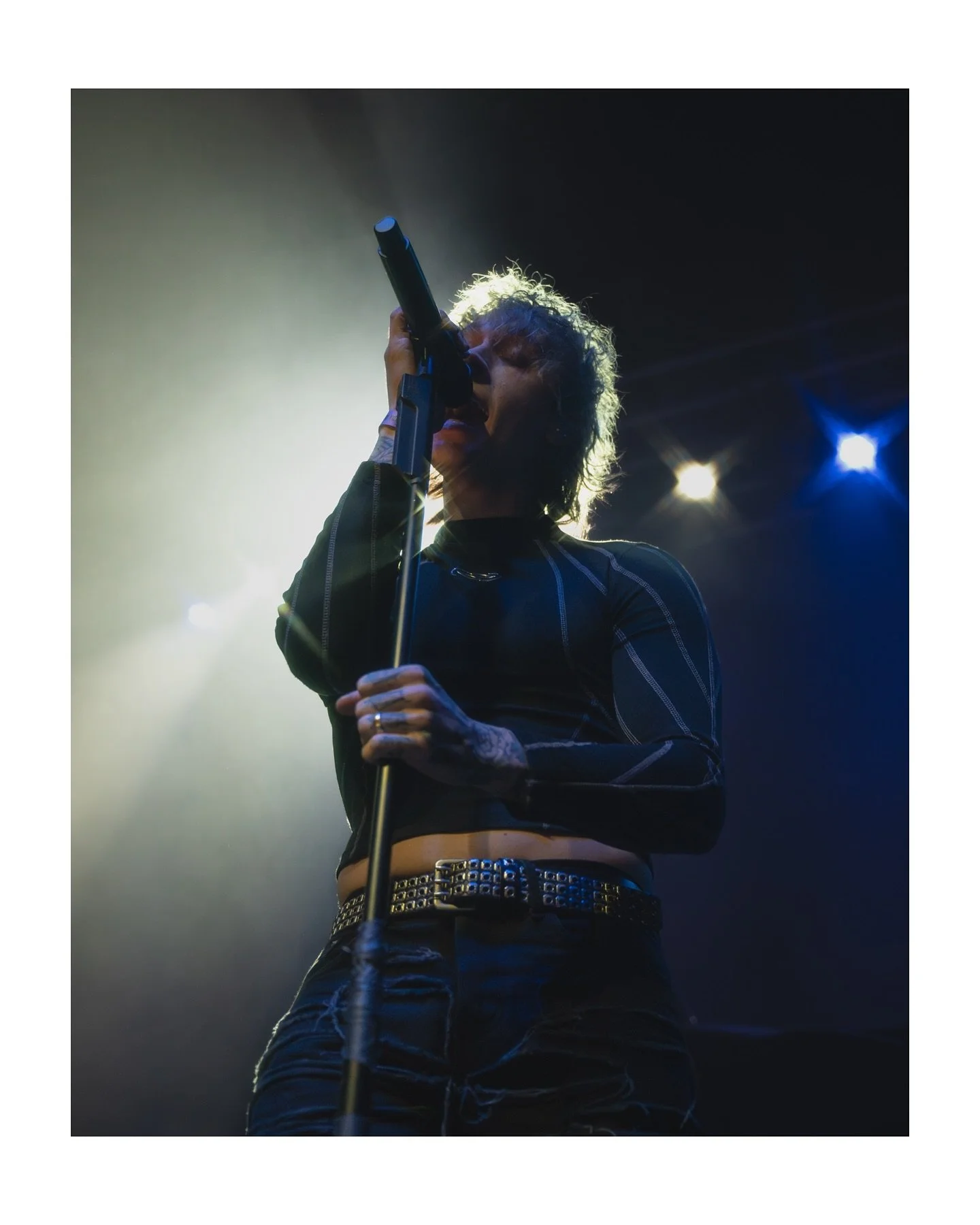 @notatoy live in Columbus, Ohio 11.14.25
@rokkr.press @sonyalpha @prismlensfx