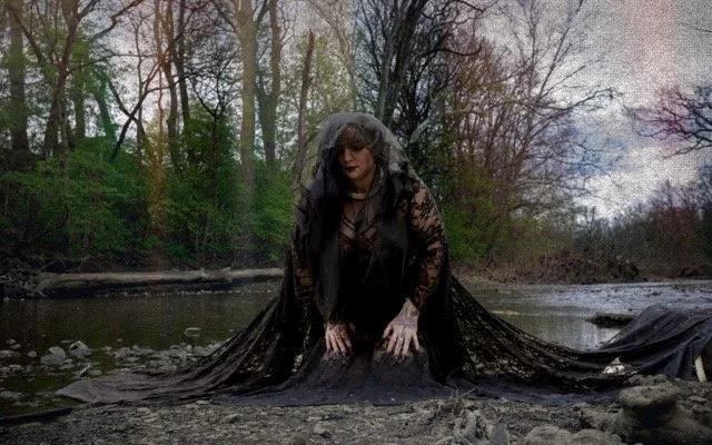 trash mourning-4 Medium.jpeg